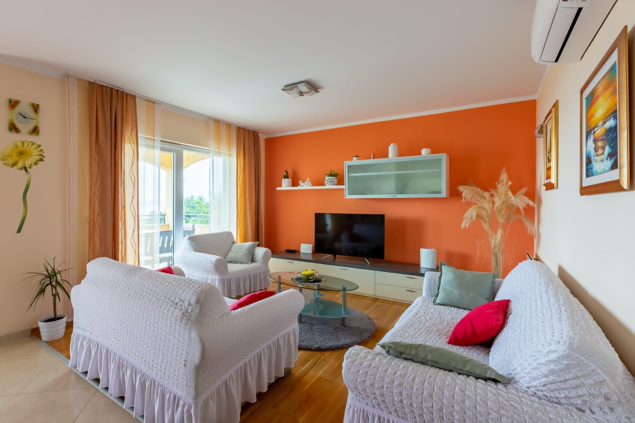 Three bedroom apartment with terrace and sea view Kaštel Sućurac, Kaštela  A-a