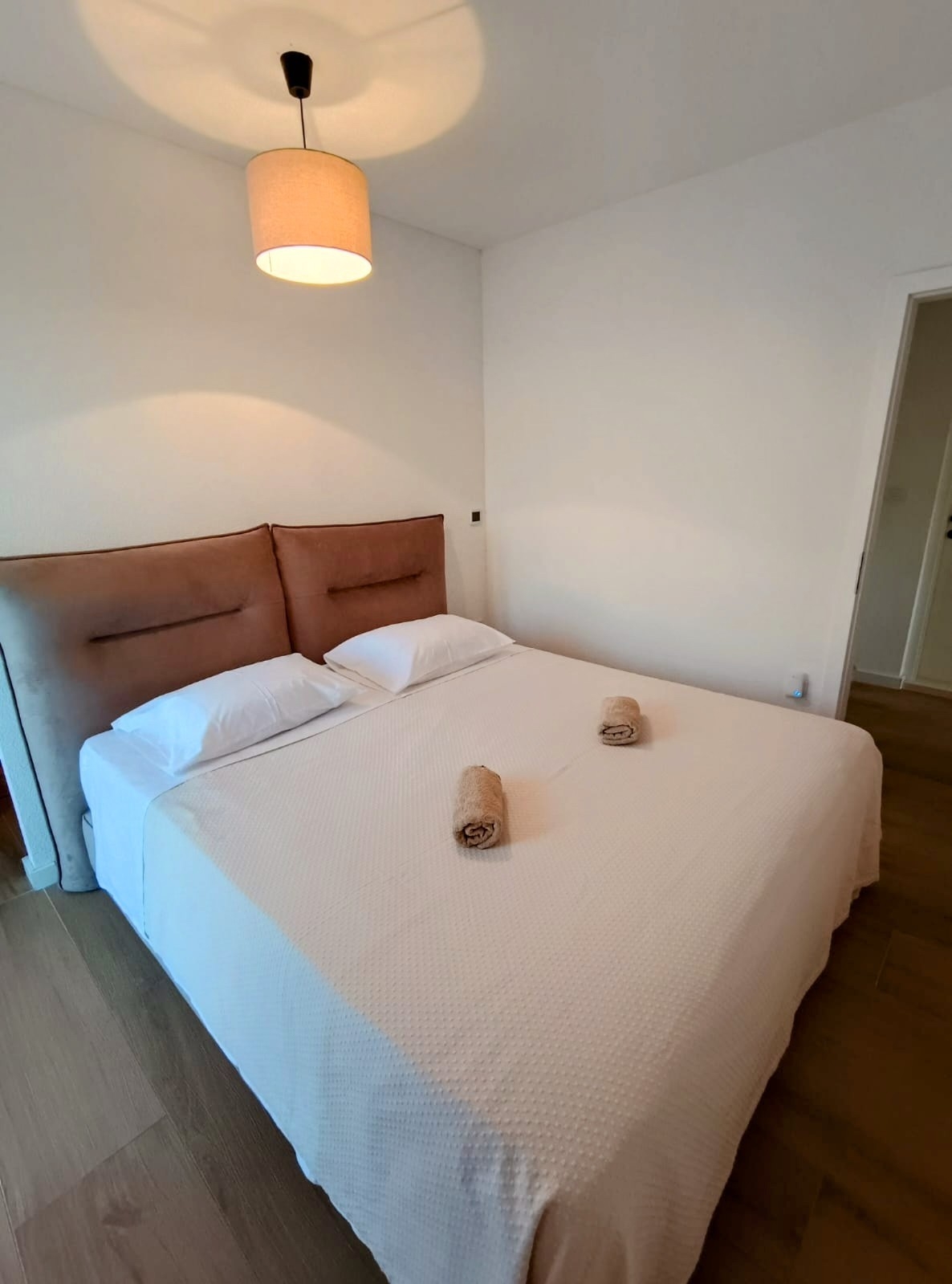 Two bedroom apartment with terrace and sea view Povlja, Brač  A-a