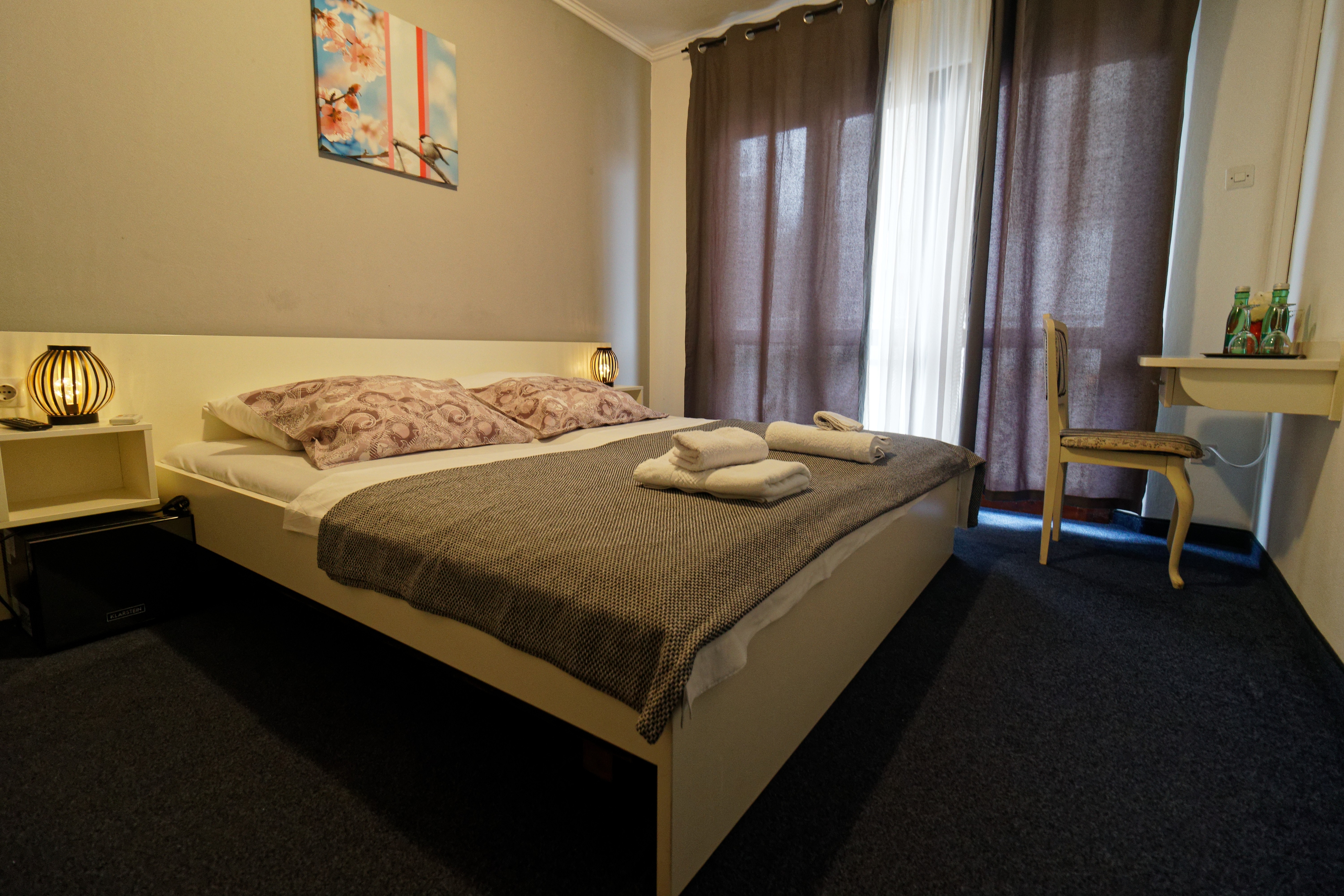 Room near beach Šilo, Krk (S-23243-c) Room near beach Šilo, Krk (S-23243-c)