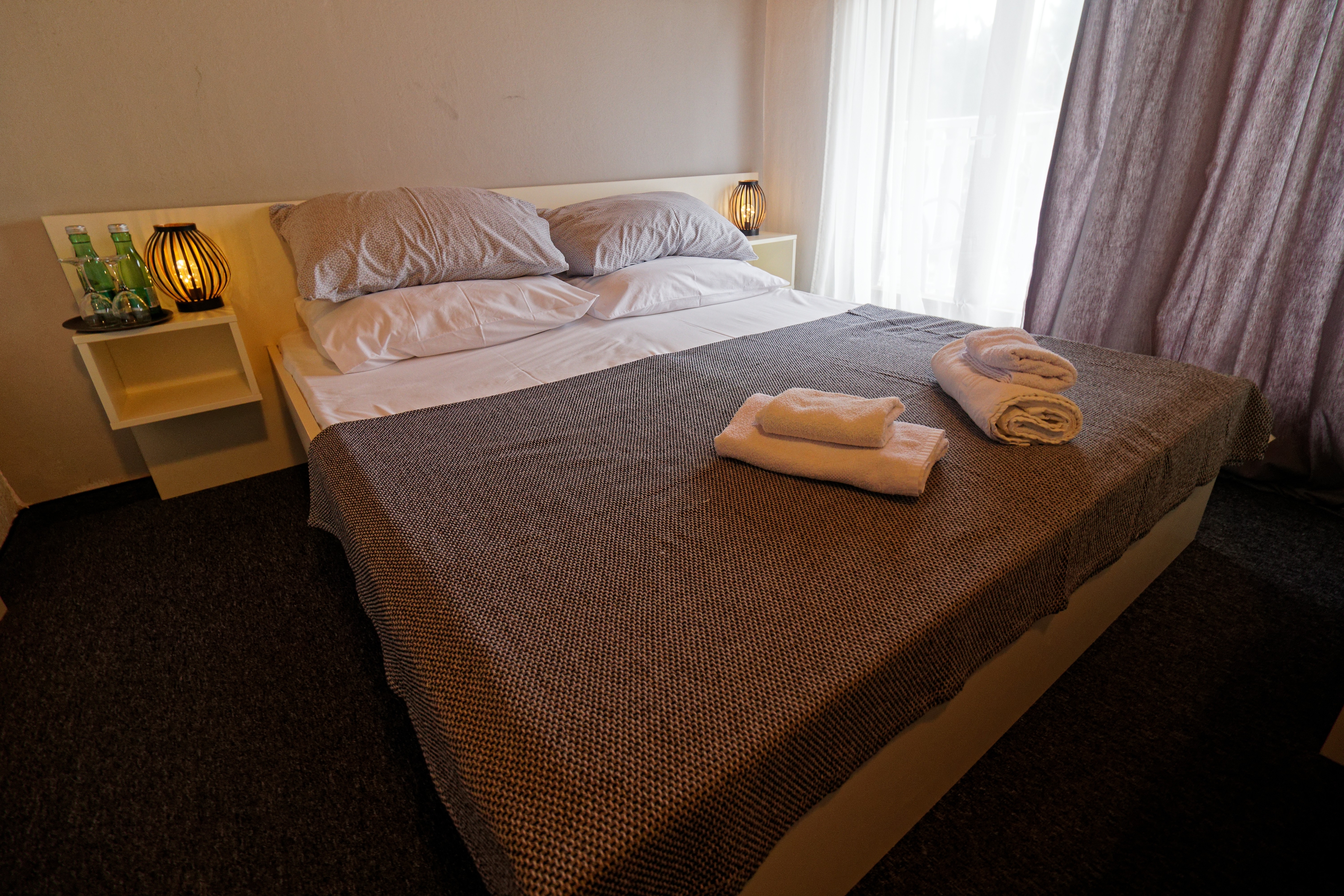 Room near beach Šilo, Krk (S-23243-d) Room near beach Šilo, Krk (S-23243-d)