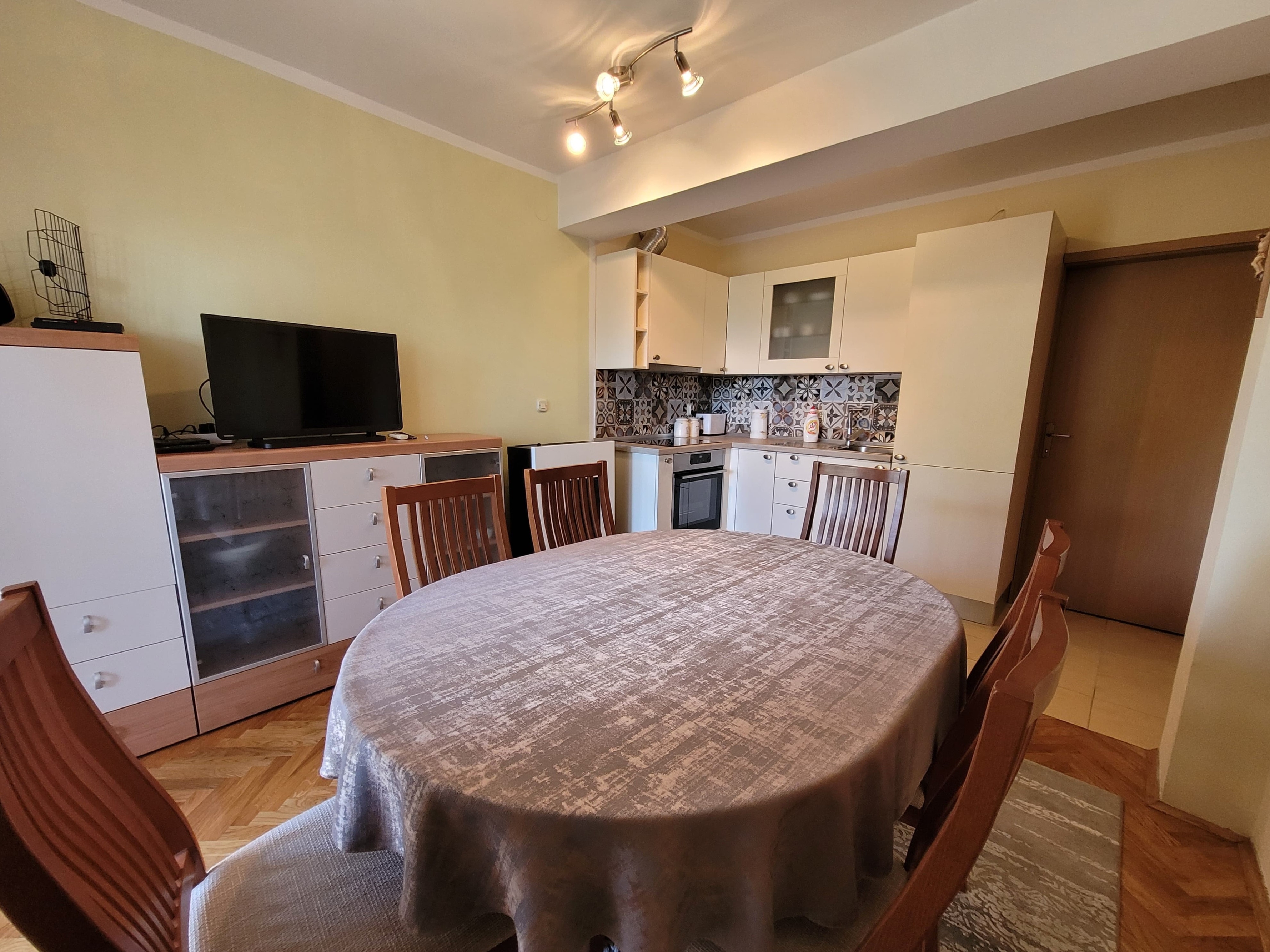 One bedroom apartment with balcony Malinska, Krk (A-23247-a) One bedroom apartment with balcony Malinska, Krk (A-23247-a)