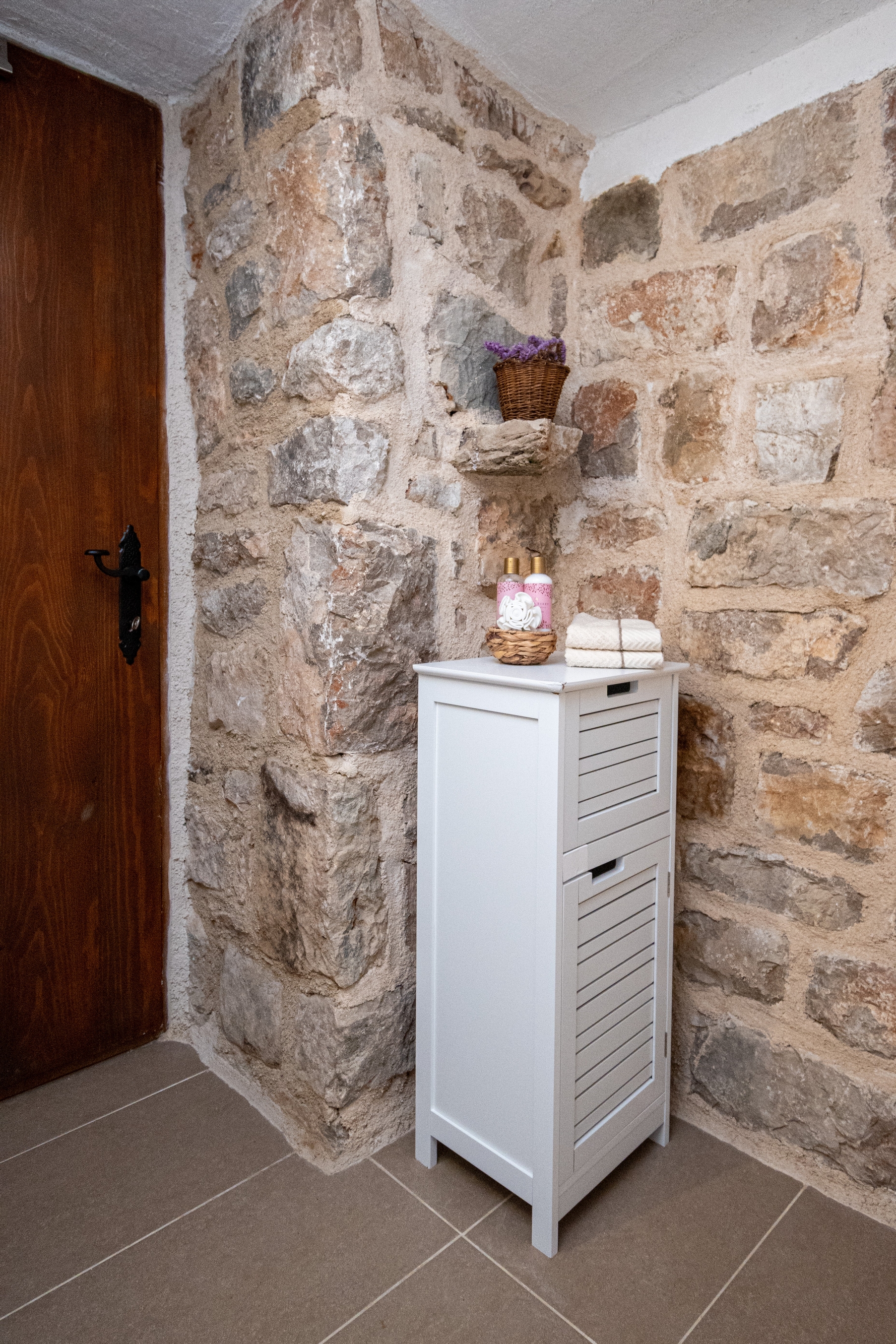 One bedroom house with terrace Seline, Paklenica  K