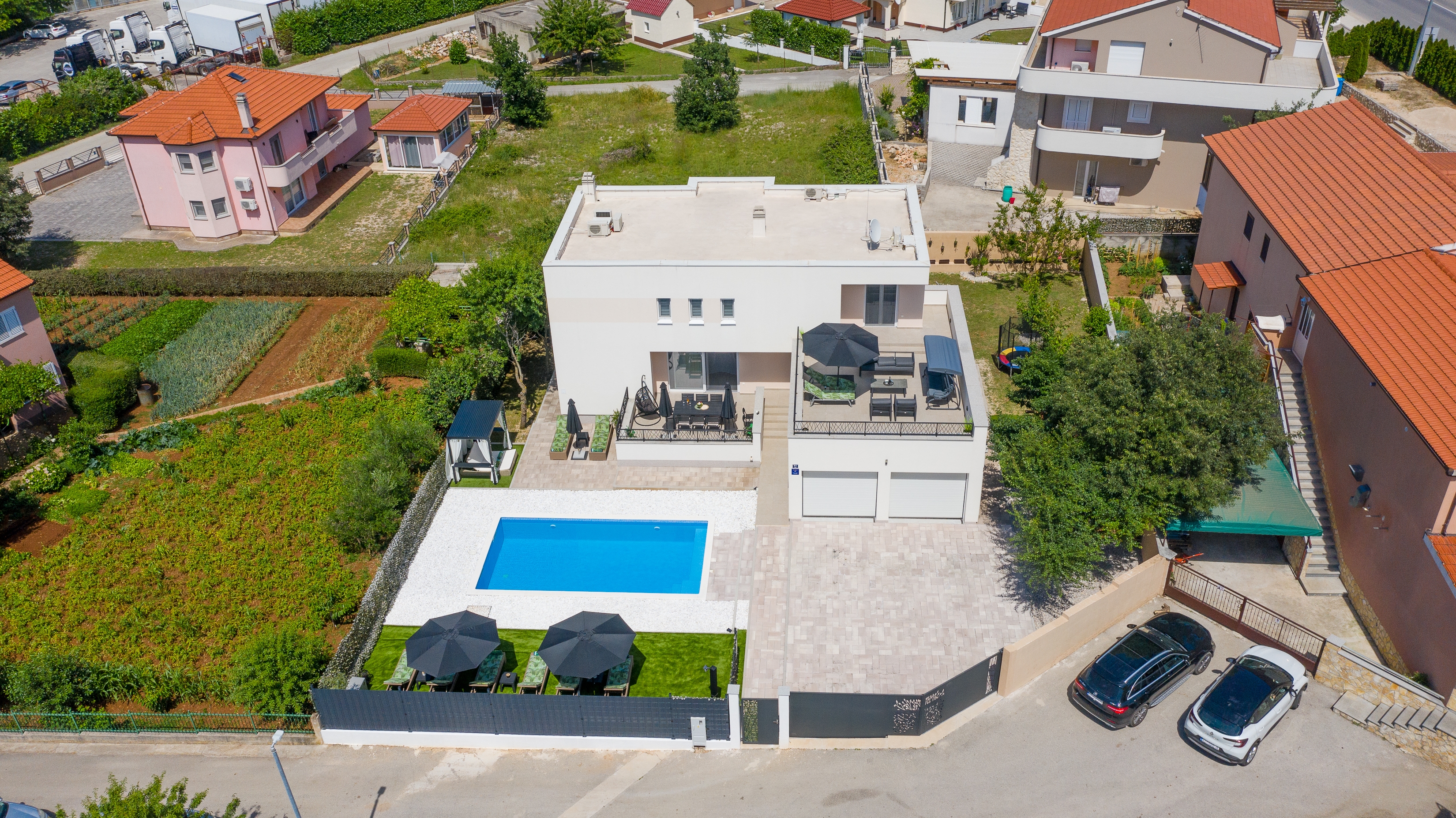 Comfortable and spacious house with terrace Dicmo, Zagora (K-23249) Comfortable and spacious house with terrace Dicmo, Zagora (K-23249)