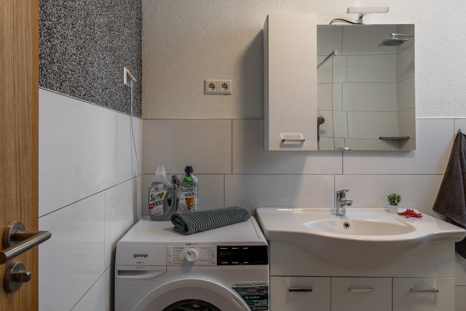 Three bedroom apartment with terrace Vir  A-a