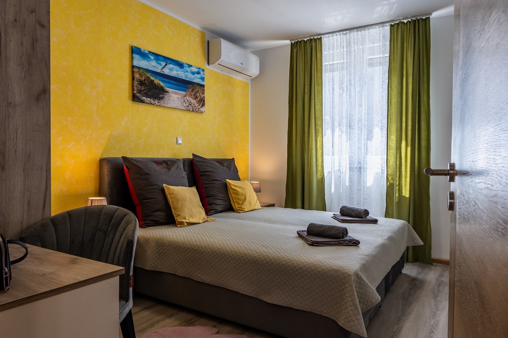 Three bedroom apartment with terrace Vir  A-a