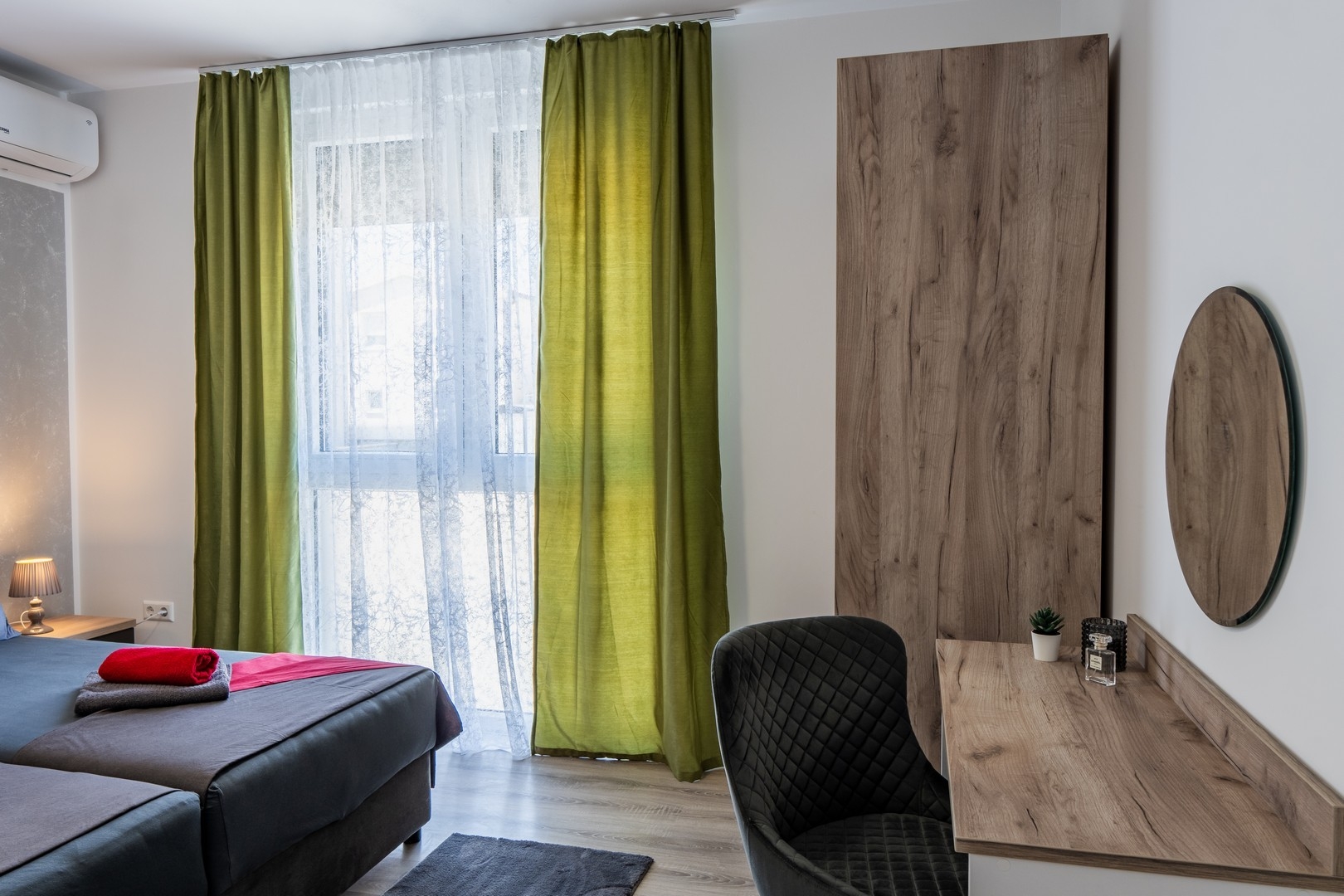 Three bedroom apartment with terrace Vir  A-a
