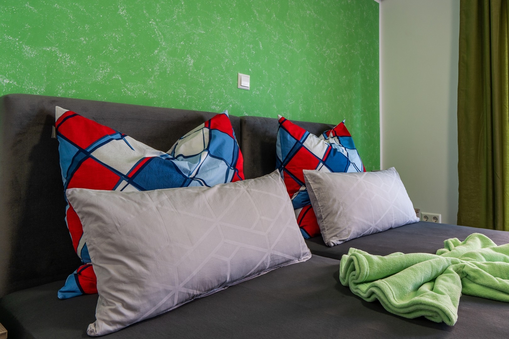 Three bedroom apartment with terrace Vir  A-a
