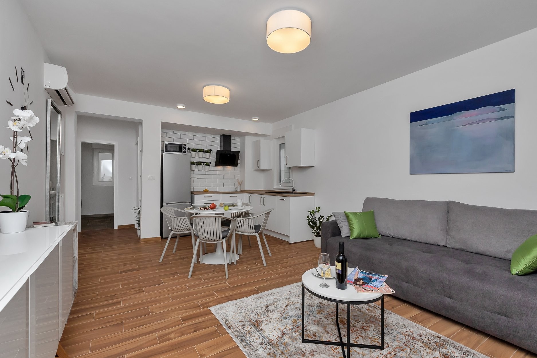 One bedroom apartment with balcony Tučepi, Makarska (A-23256-d)