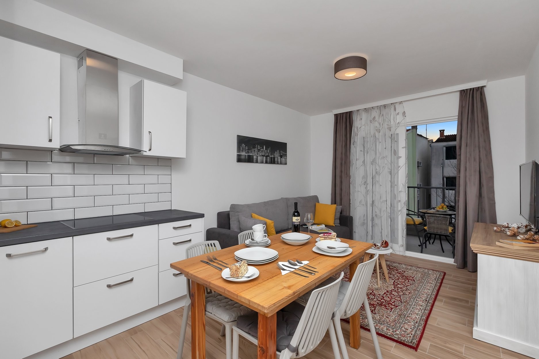 One bedroom apartment with balcony Tučepi, Makarska (A-23256-e) One bedroom apartment with balcony Tučepi, Makarska (A-23256-e)