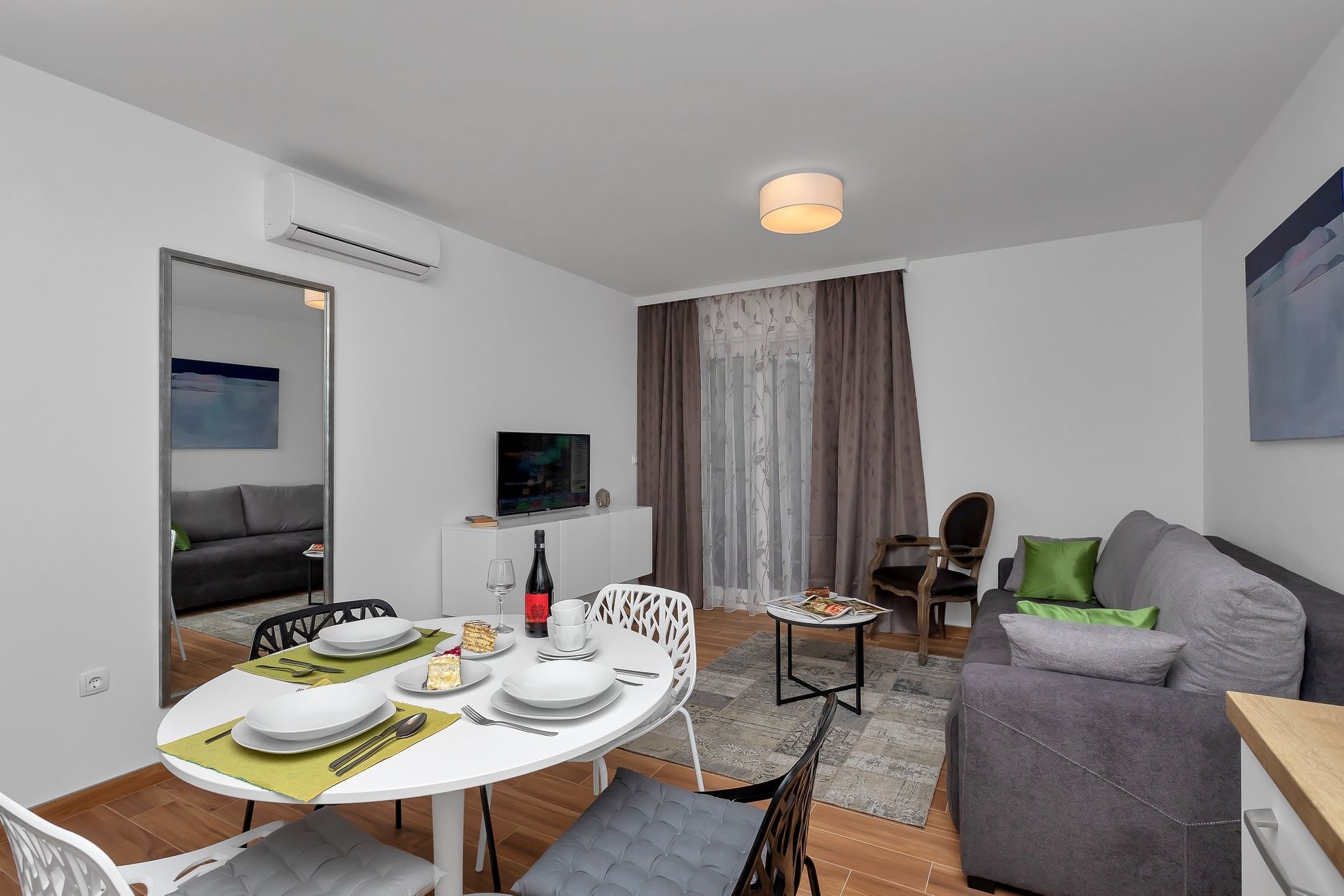 Two bedroom apartment with balcony Tučepi, Makarska (A-23256-f)