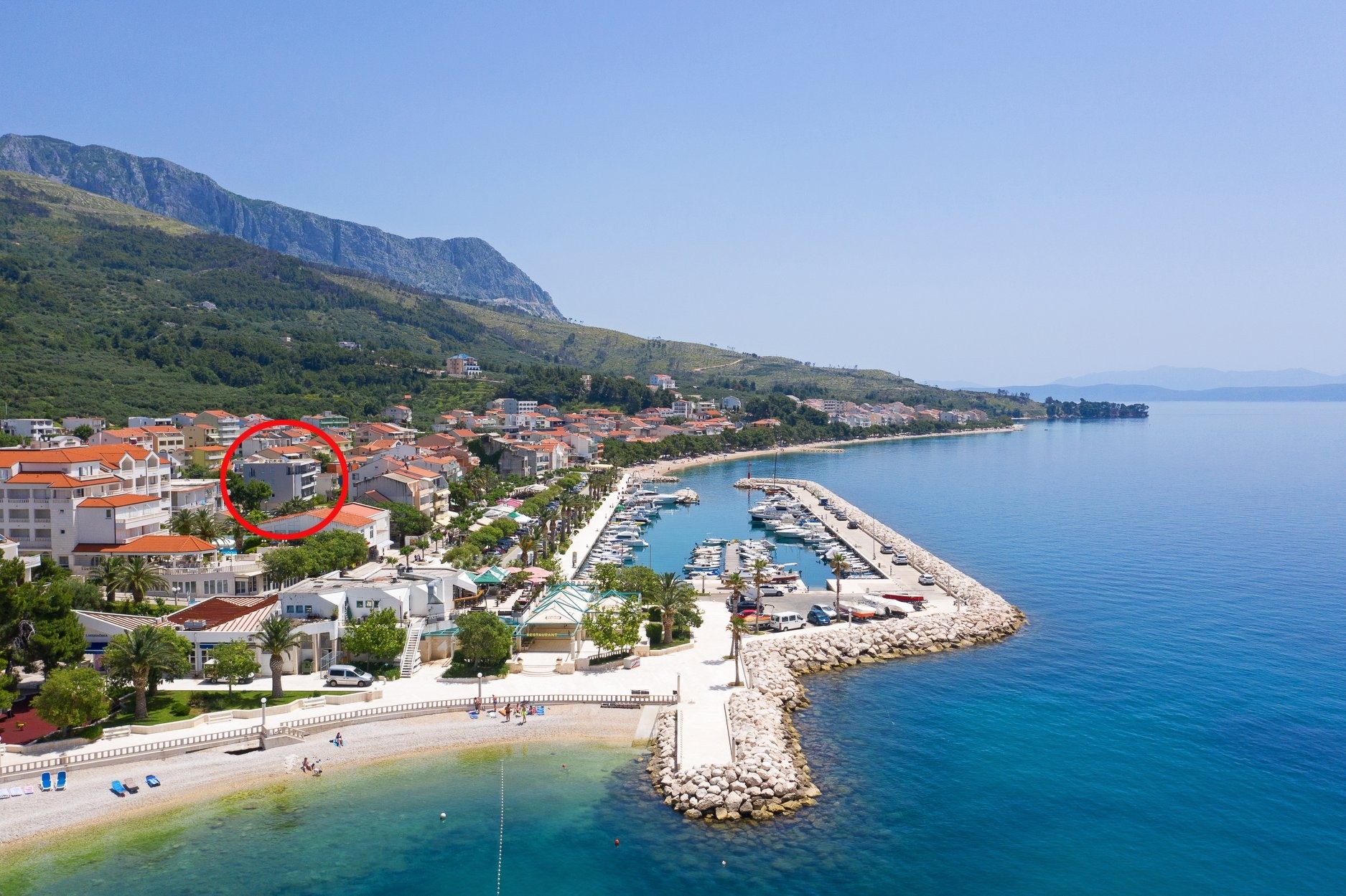 Dvosobni apartma Z balkonom in pogledom na morje Tučepi, Makarska  A-g