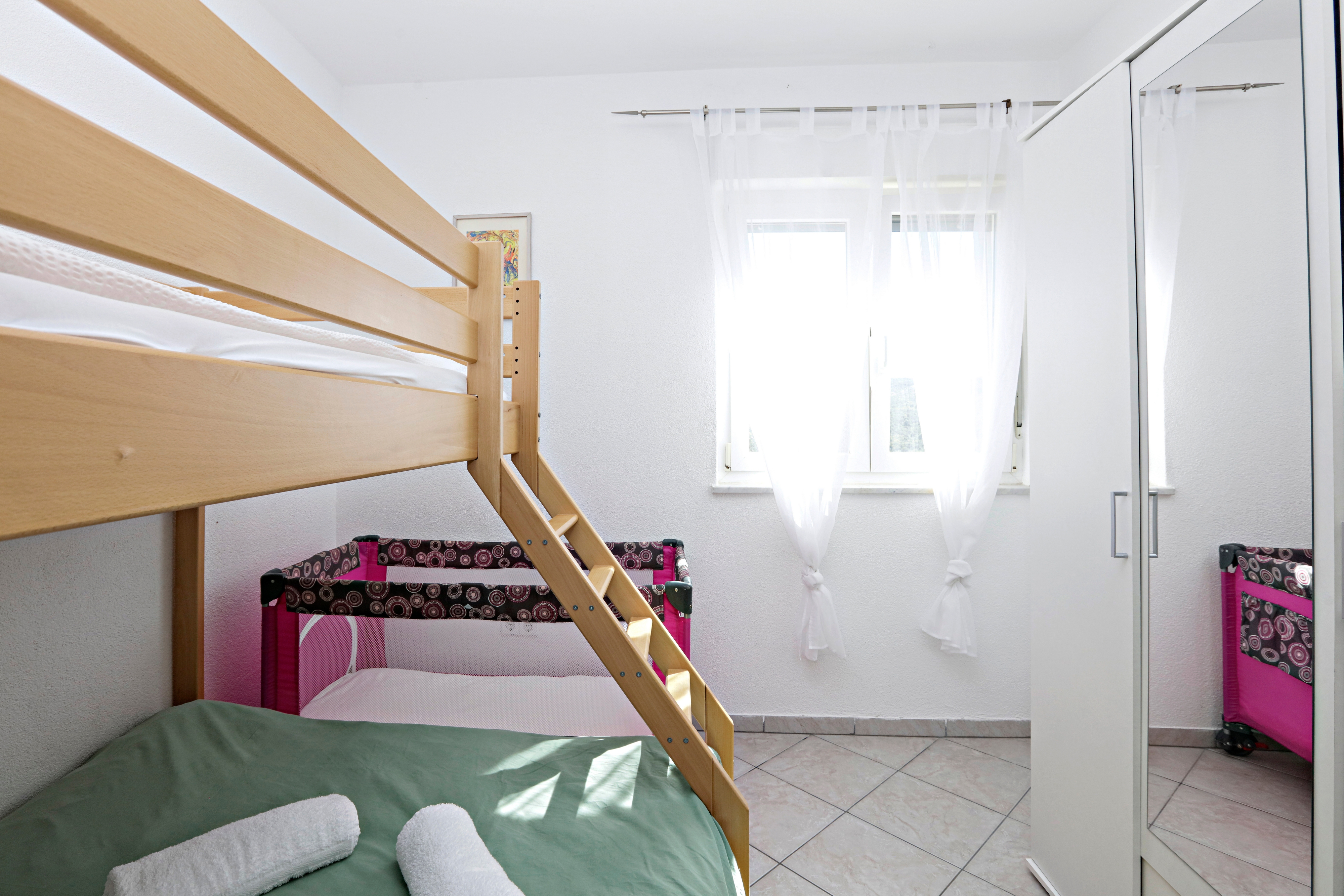 Two bedroom apartment with terrace and sea view Stupin Čeline, Rogoznica  A-a
