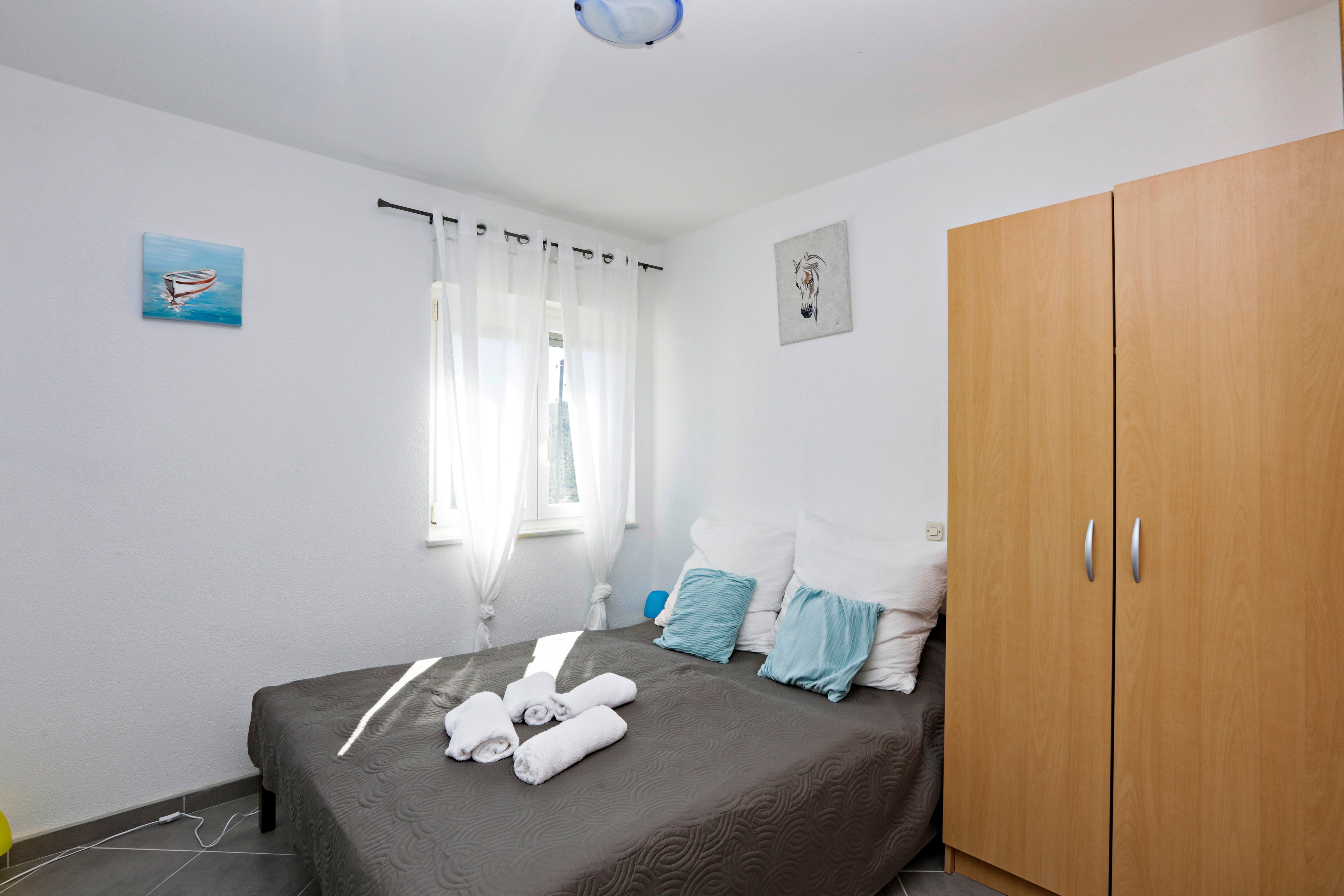 Two bedroom apartment with balcony and sea view Stupin Čeline, Rogoznica  A-b