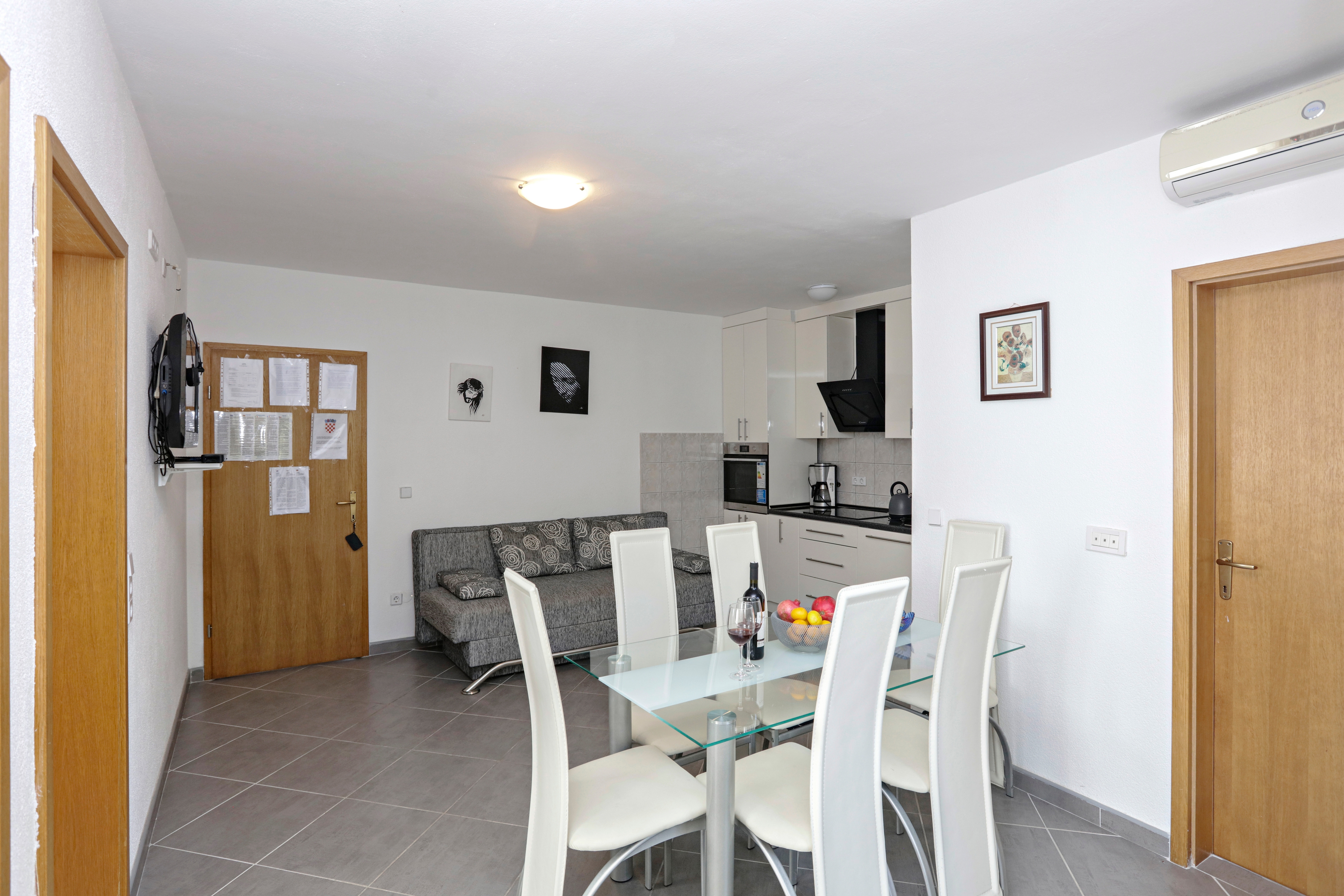 Top Rogoznica Stupin Čeline Top Rogoznica Stupin Čeline