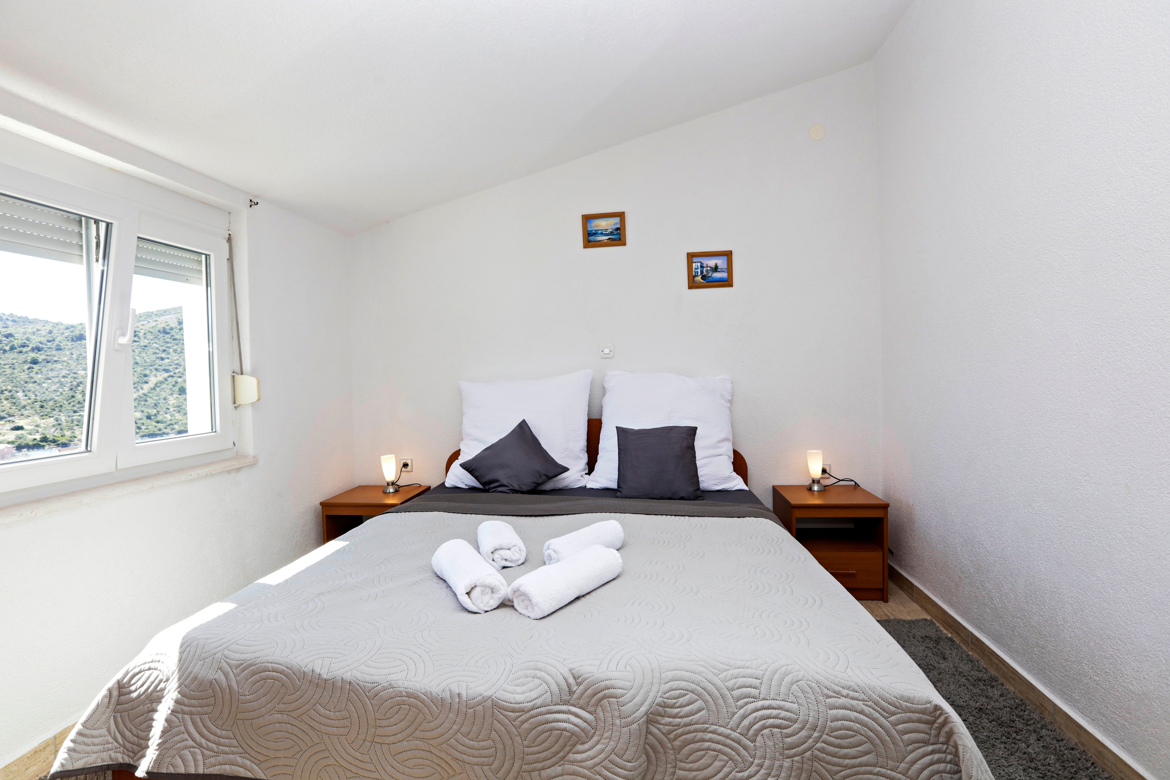One bedroom apartment with balcony and sea view Stupin Čeline, Rogoznica  A-d