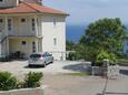 Parking lot Ičići, Opatija, Parking lot 2326 - Apartments with pebble beach.