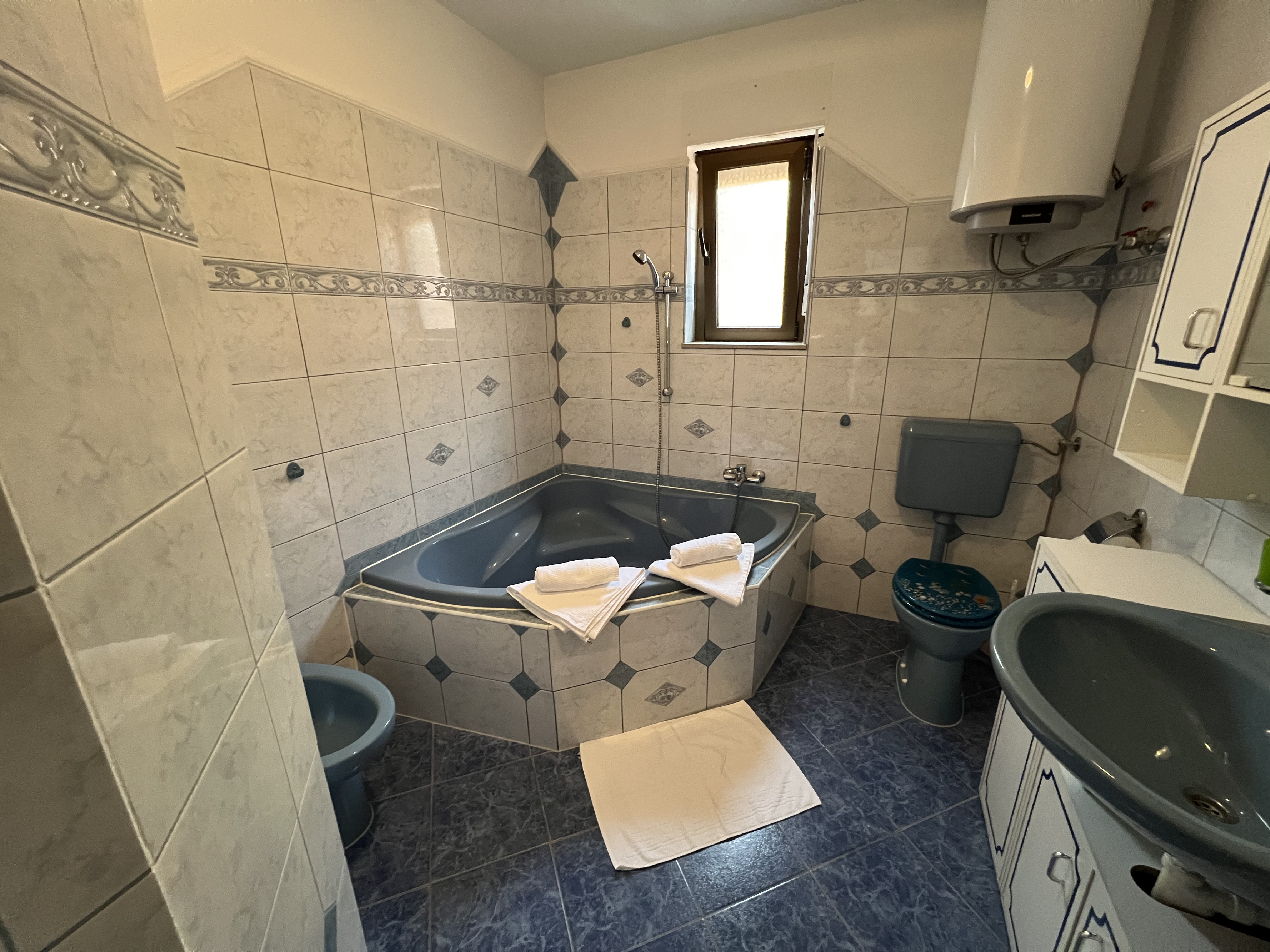 Two bedroom apartment with terrace Dramalj, Crikvenica  A-a