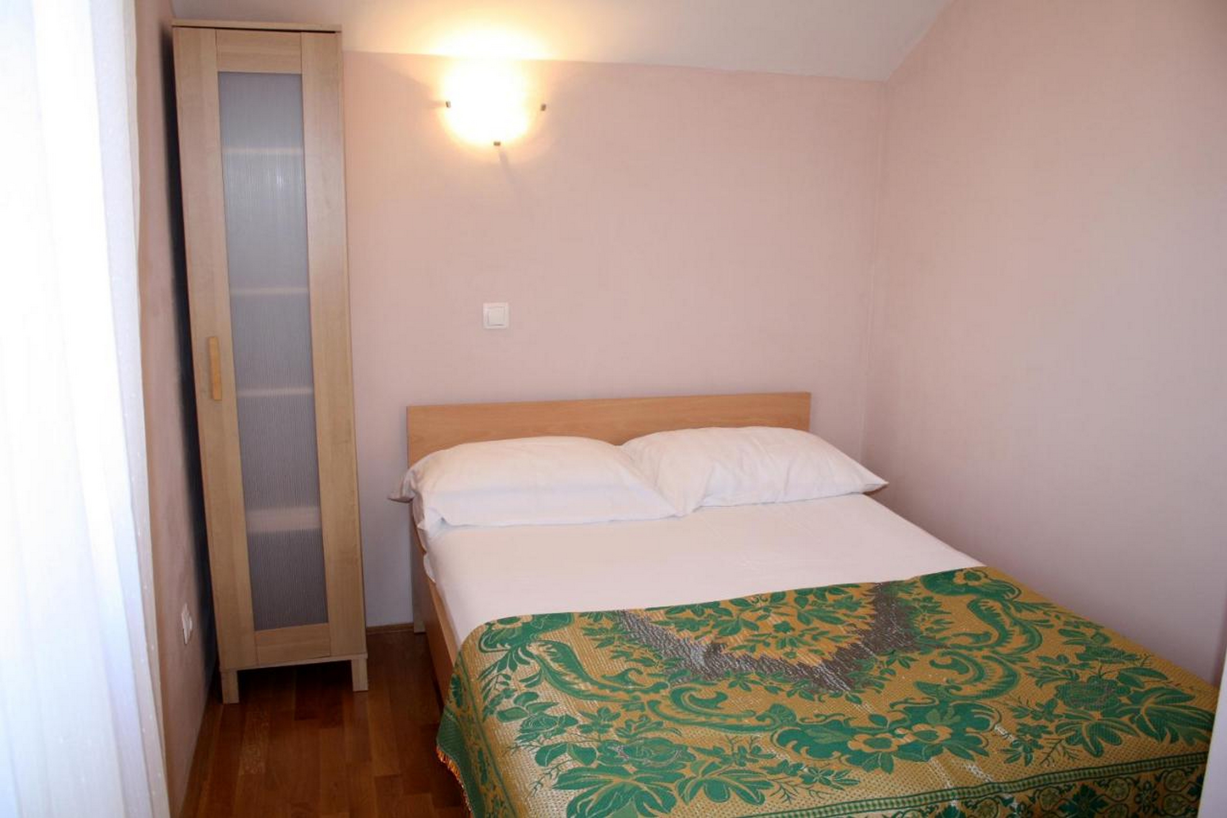 Two bedroom apartment with balcony and sea view Žedno, Čiovo  A-a