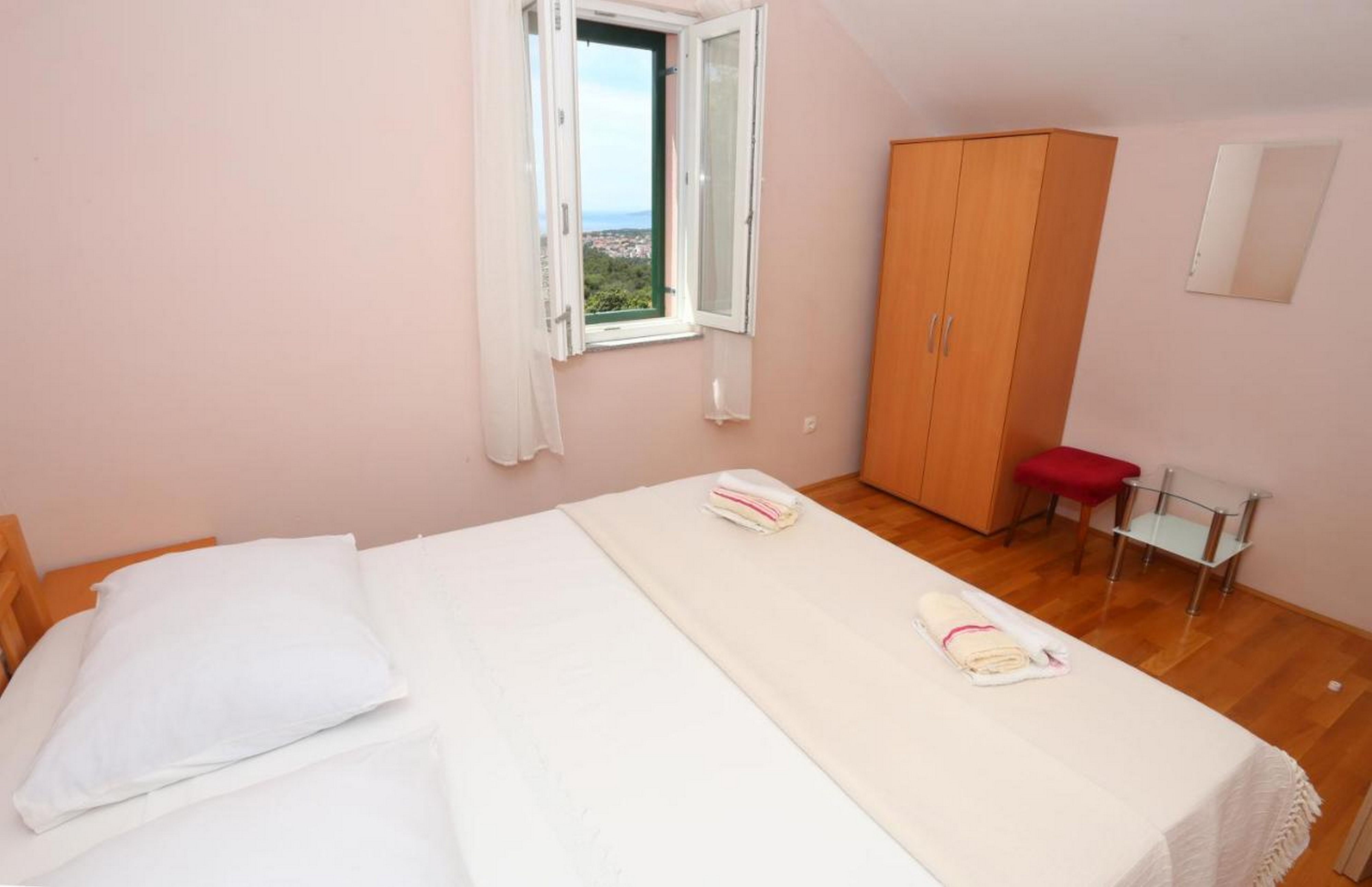Two bedroom apartment with balcony and sea view Žedno, Čiovo  A-a