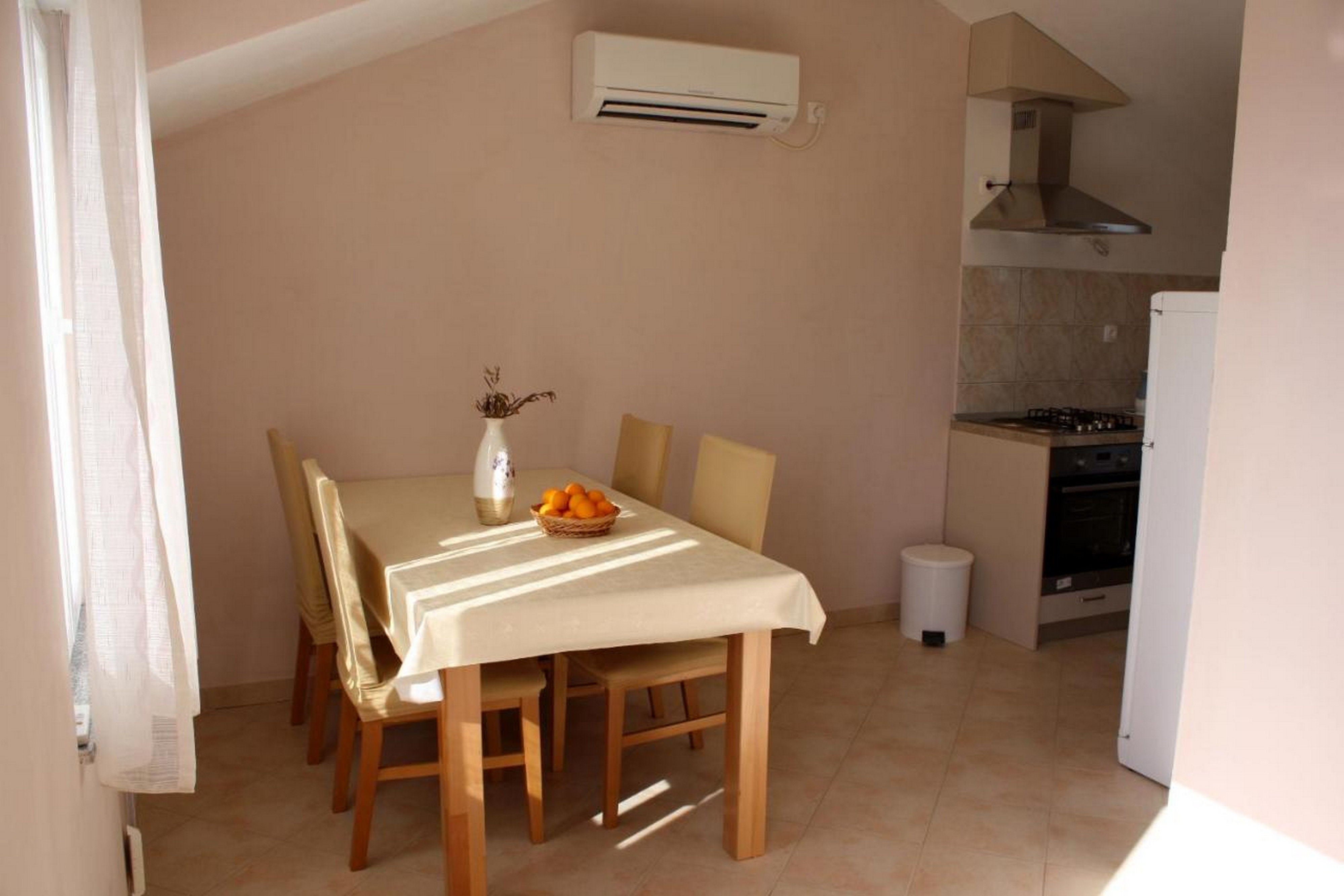Two bedroom apartment with balcony and sea view Žedno, Čiovo  A-a