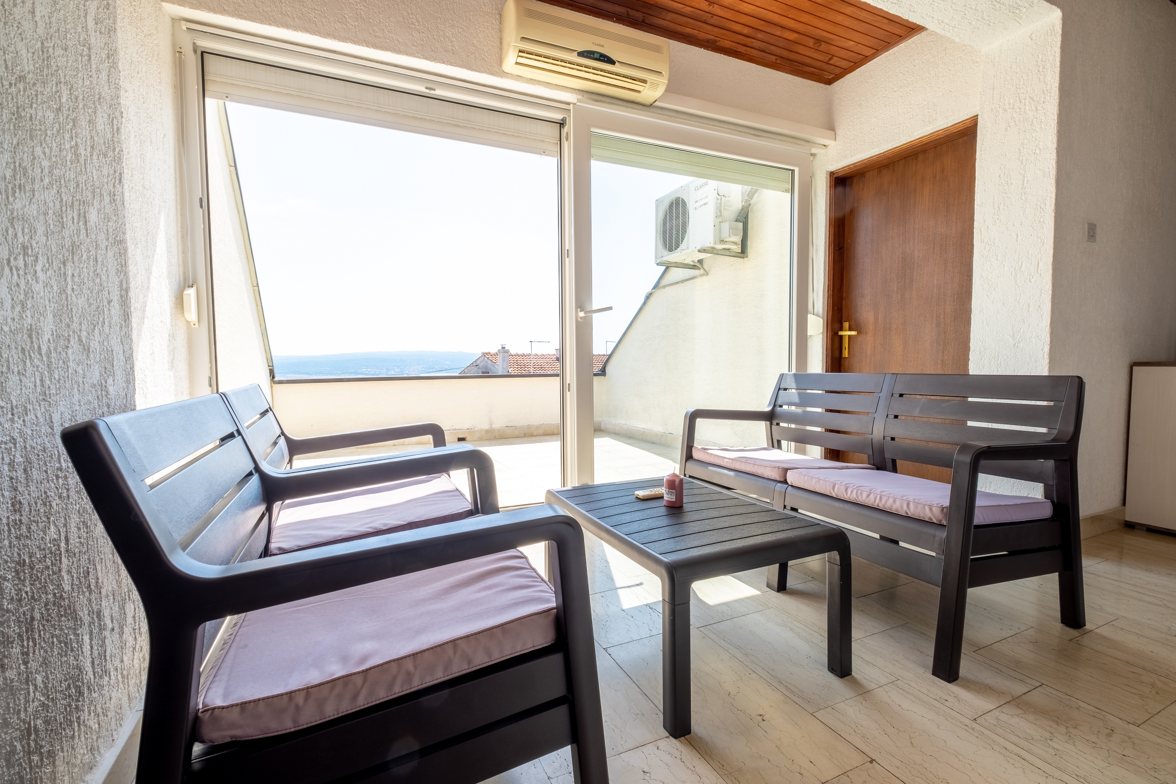 Two bedroom apartment with terrace and sea view Crikvenica  A-a