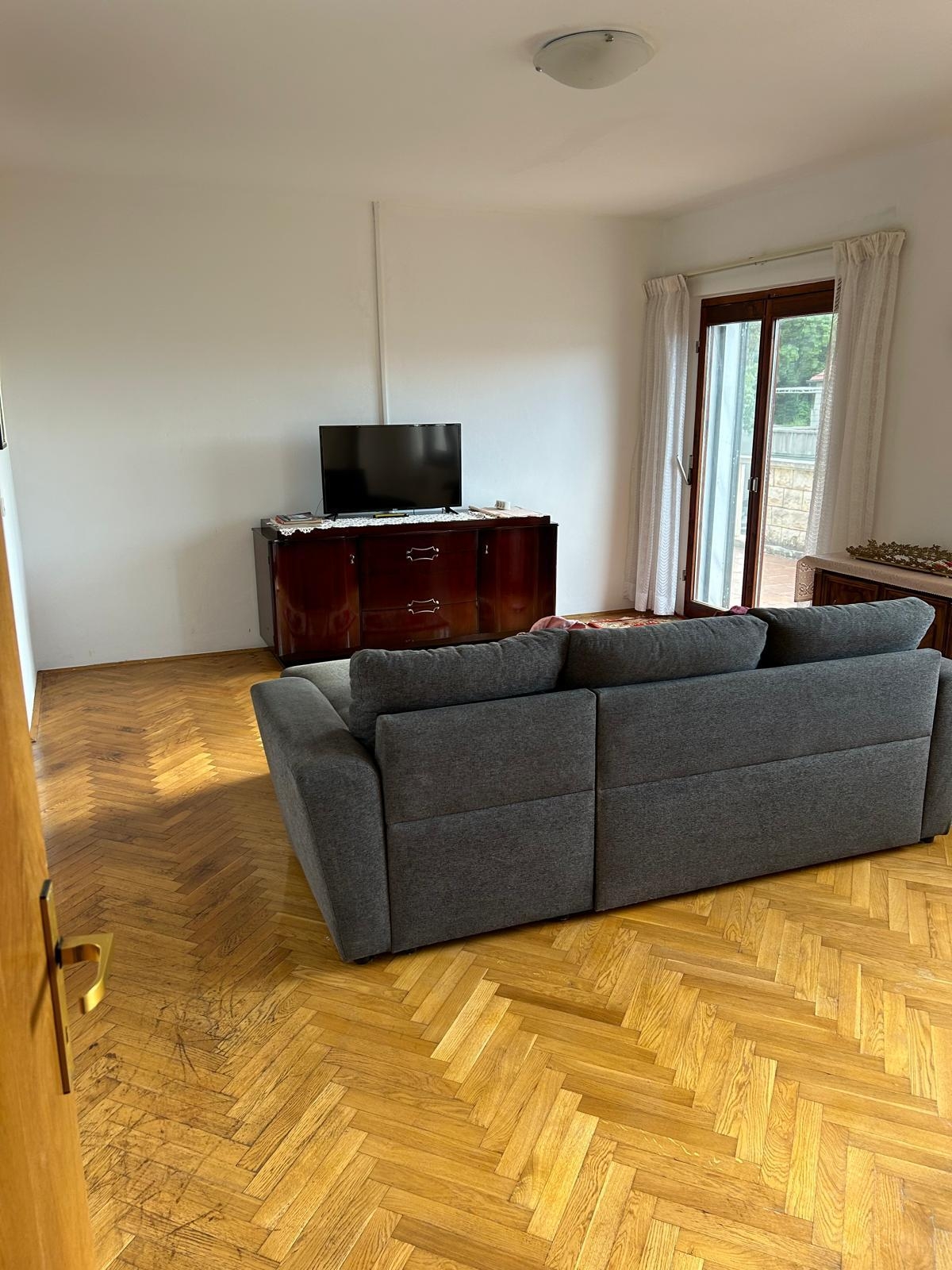 Two bedroom apartment with terrace and sea view Tri Žala, Korčula (A-23292-a)