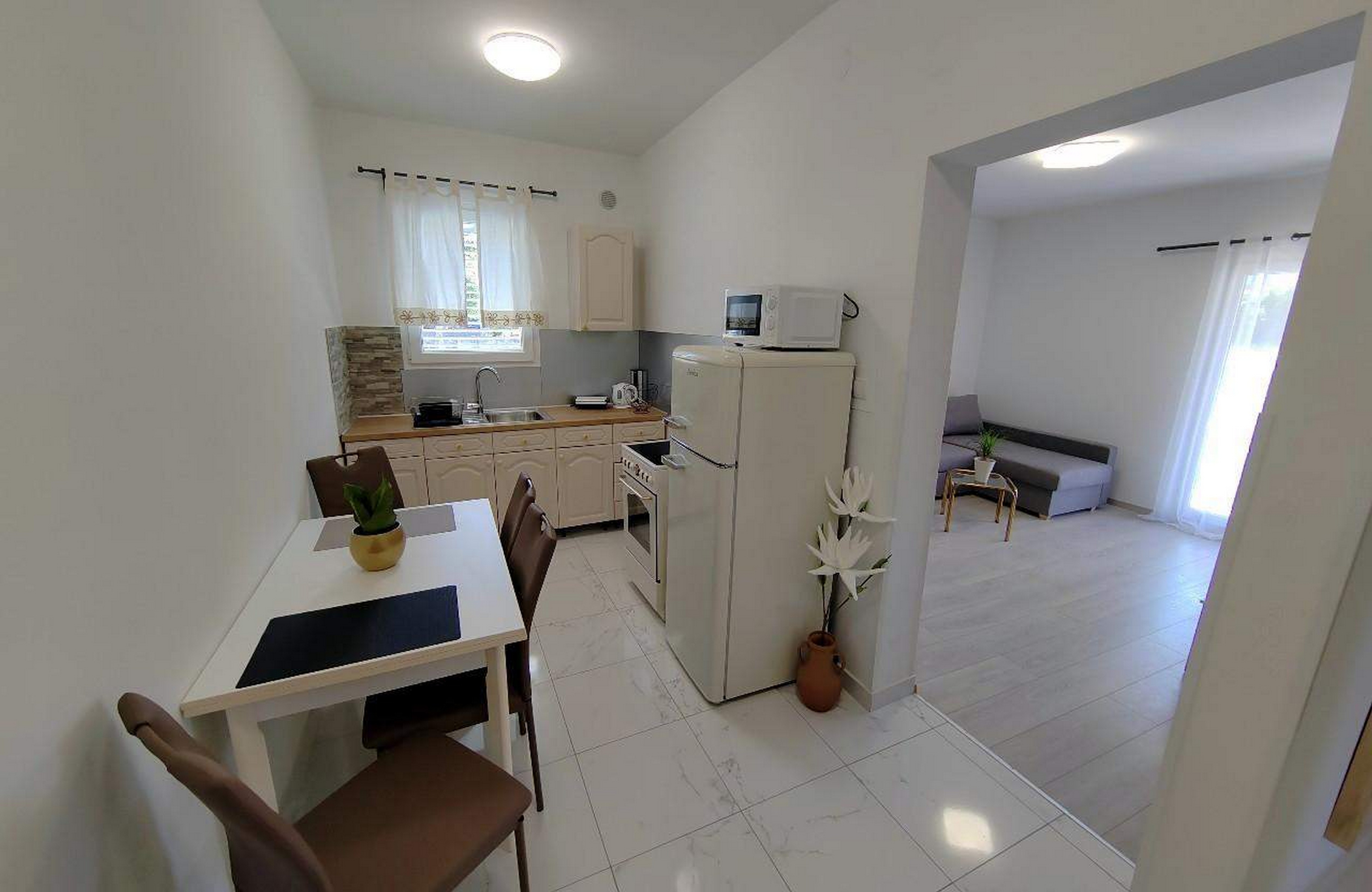 One bedroom apartment with balcony Rab (A-23298-b) One bedroom apartment with balcony Rab (A-23298-b)