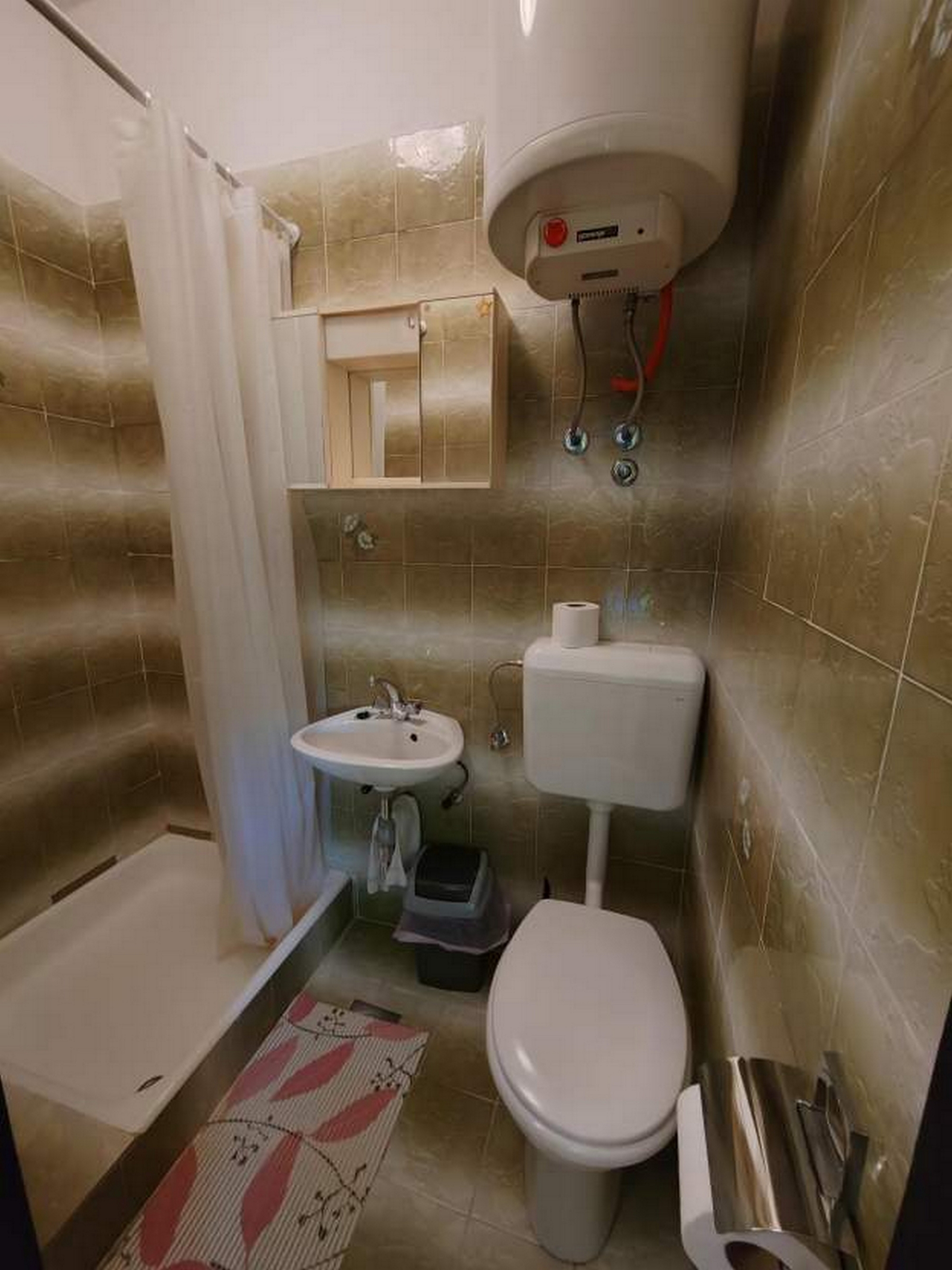 Four bedroom apartment with terrace Mundanije, Rab  A-a