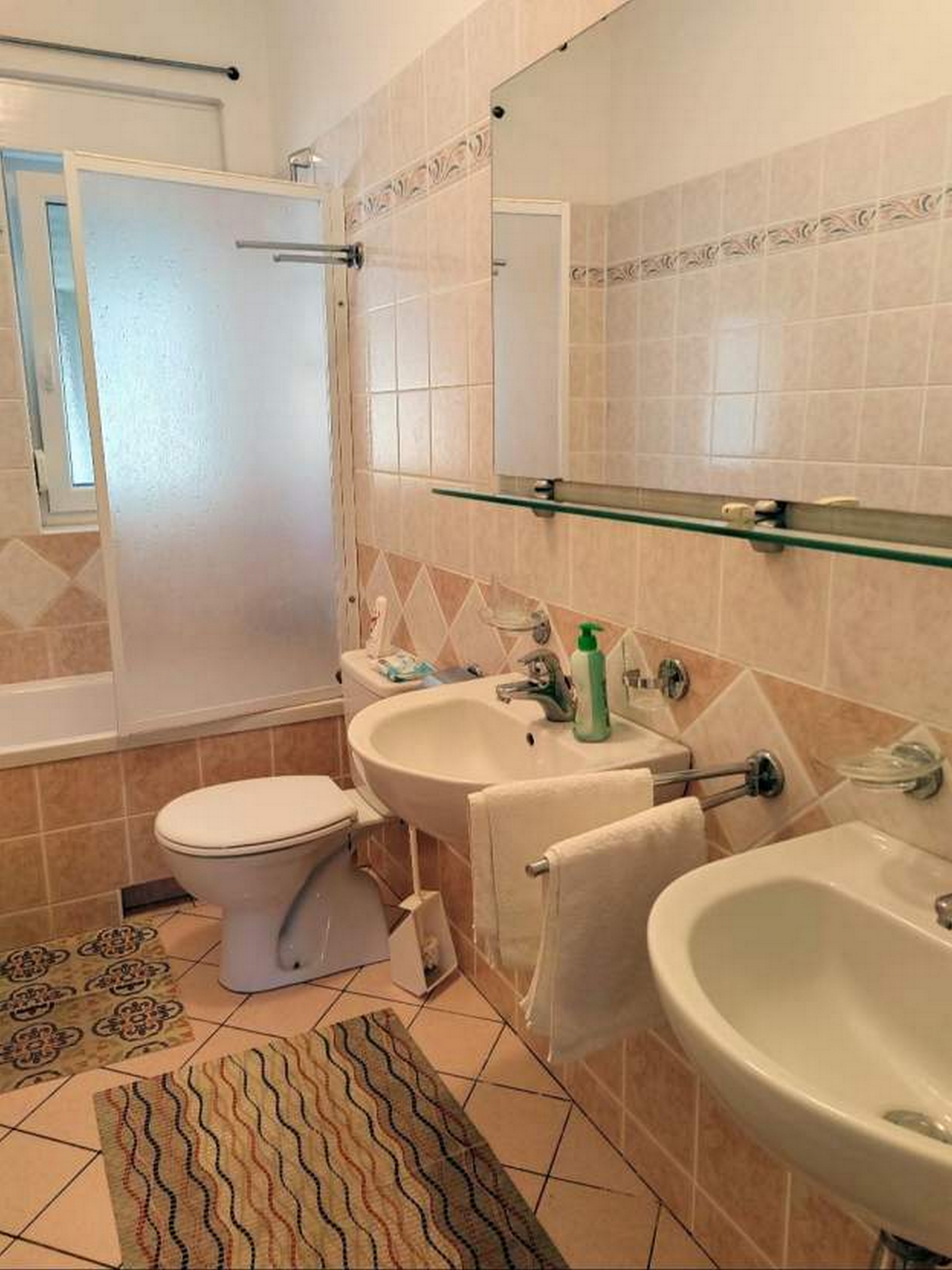 Three bedroom apartment with terrace Barbat, Rab  A-a
