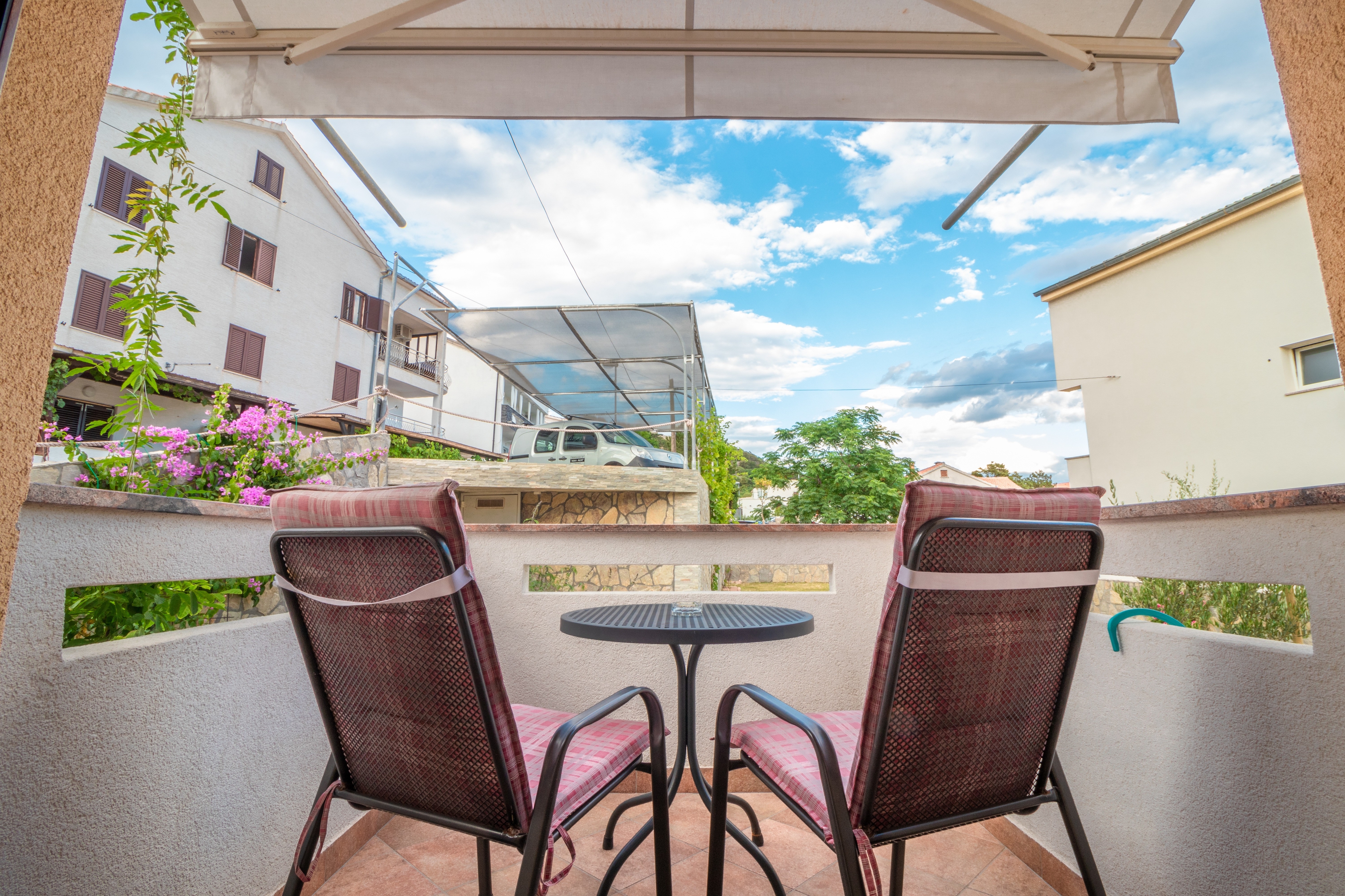 Room with terrace Baška, Krk (S-23309-a)