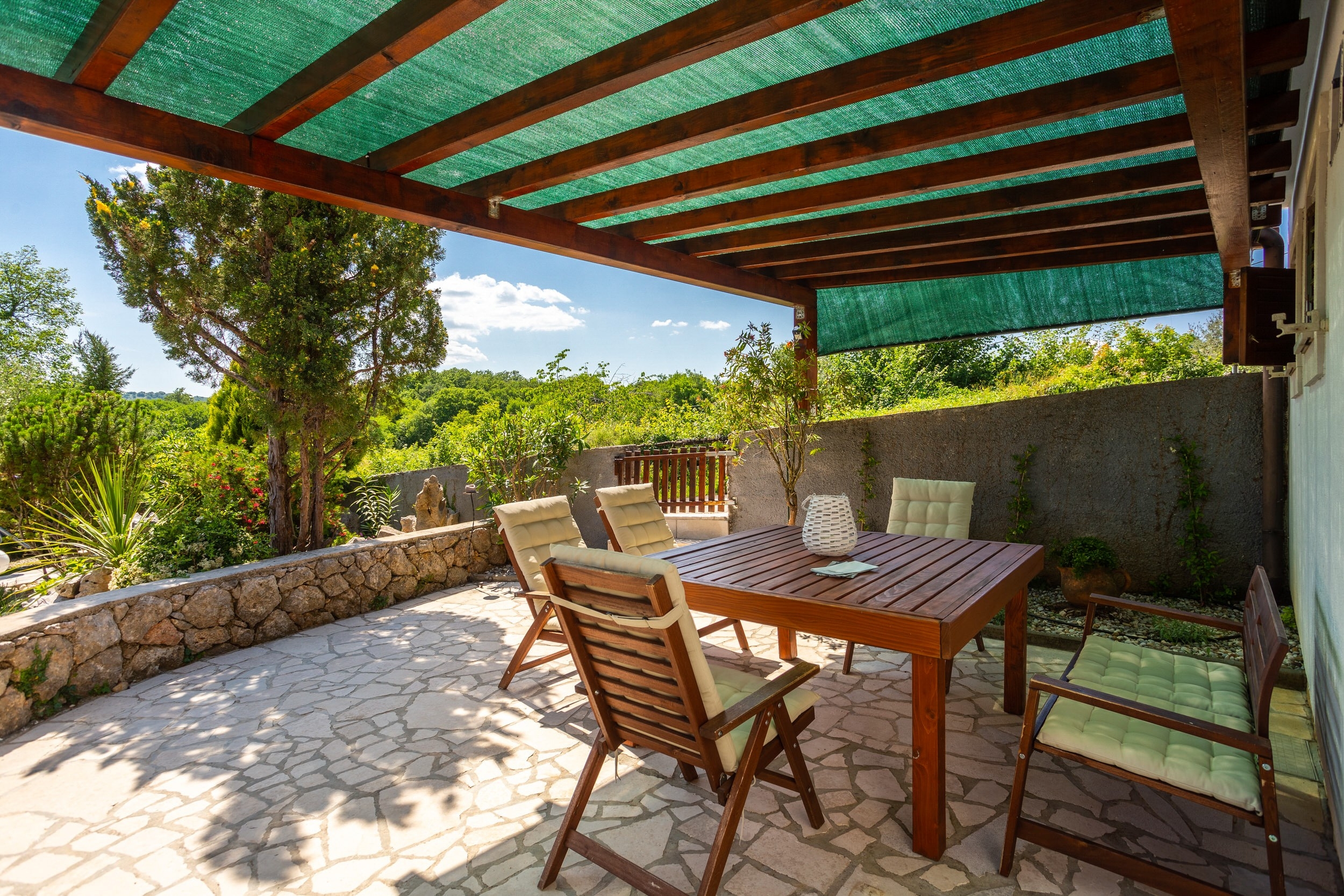 Four bedroom house with terrace Risika, Krk  K