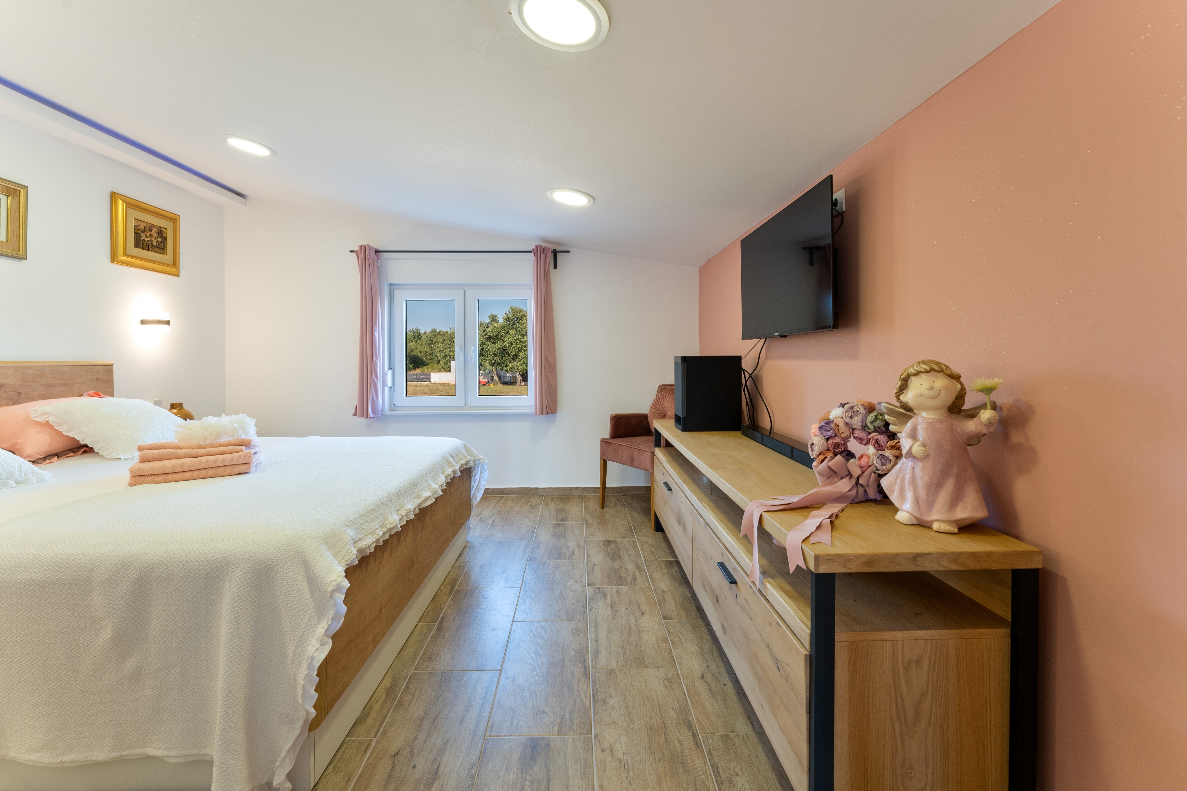 Four bedroom house with terrace Peroj, Fažana  K