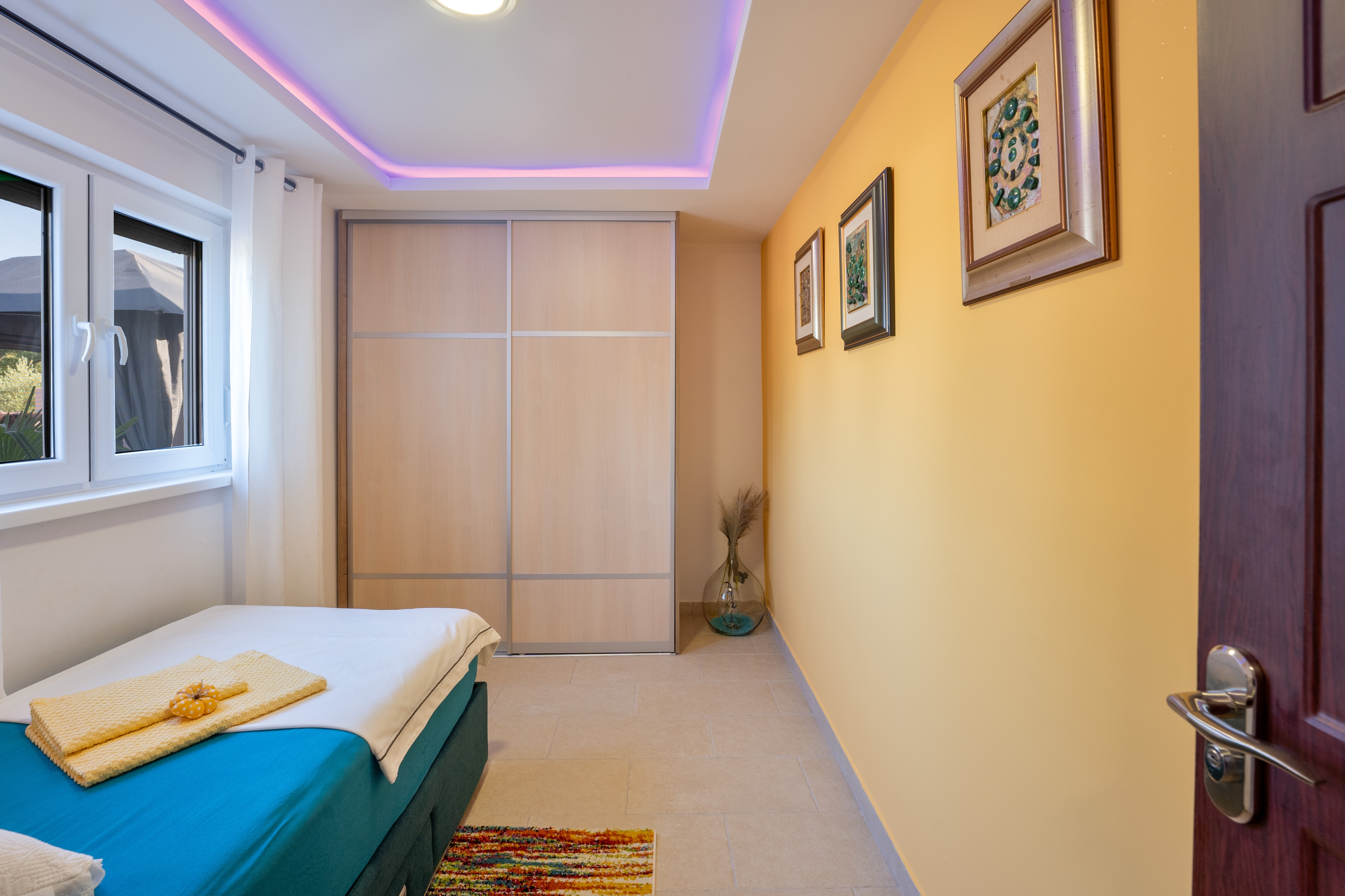 Four bedroom house with terrace Peroj, Fažana  K