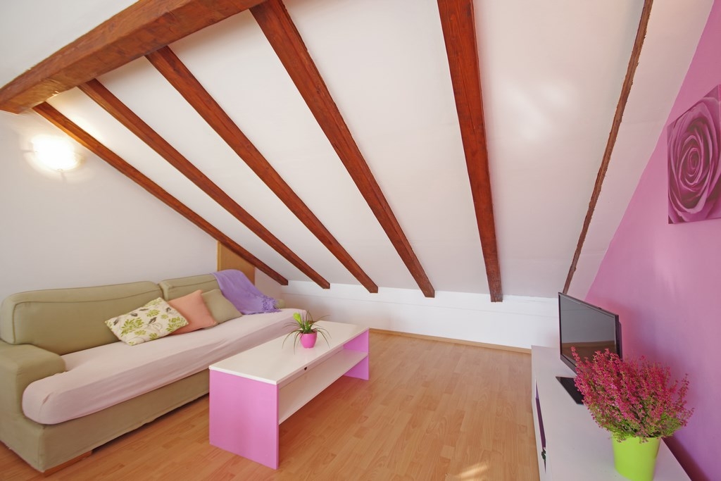 Two bedroom apartment with terrace Pirovac, Šibenik (A-23330-b) Two bedroom apartment with terrace Pirovac, Šibenik (A-23330-b)