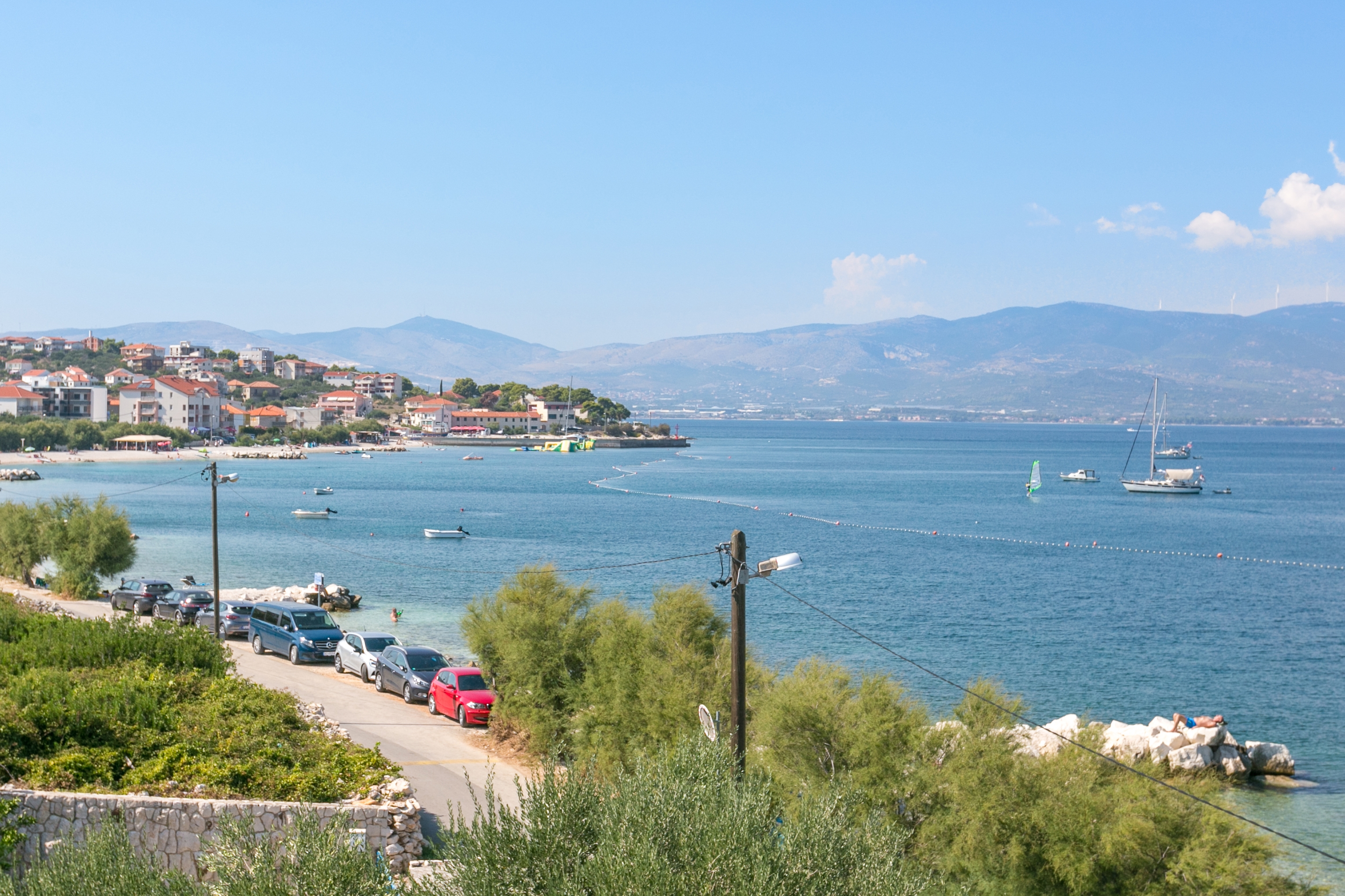 One bedroom apartment near beach Slatine, Čiovo  A-a