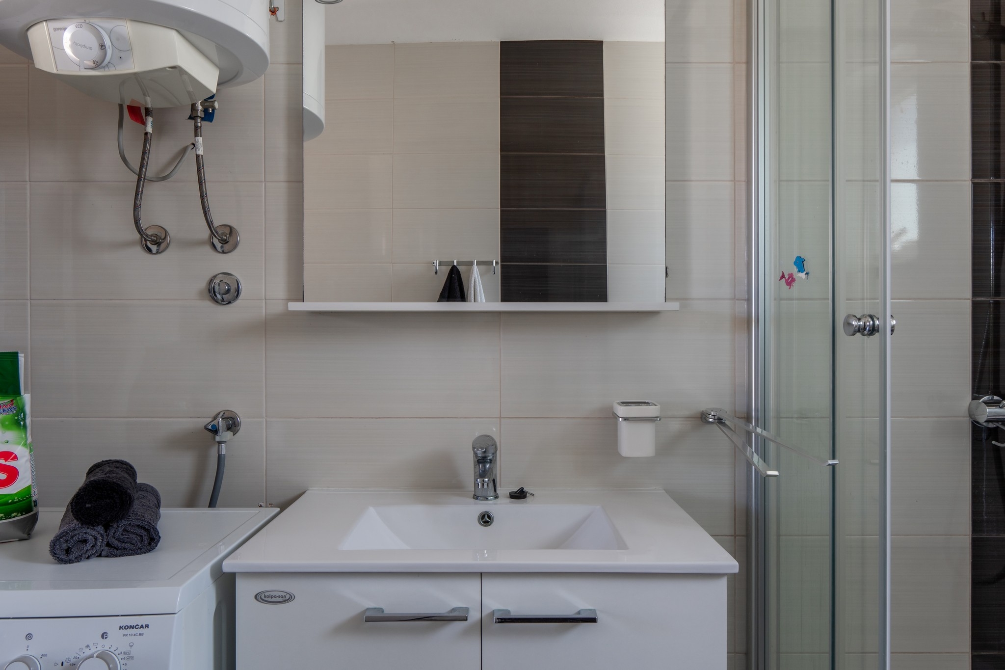 Three bedroom apartment with terrace Vir  A-a