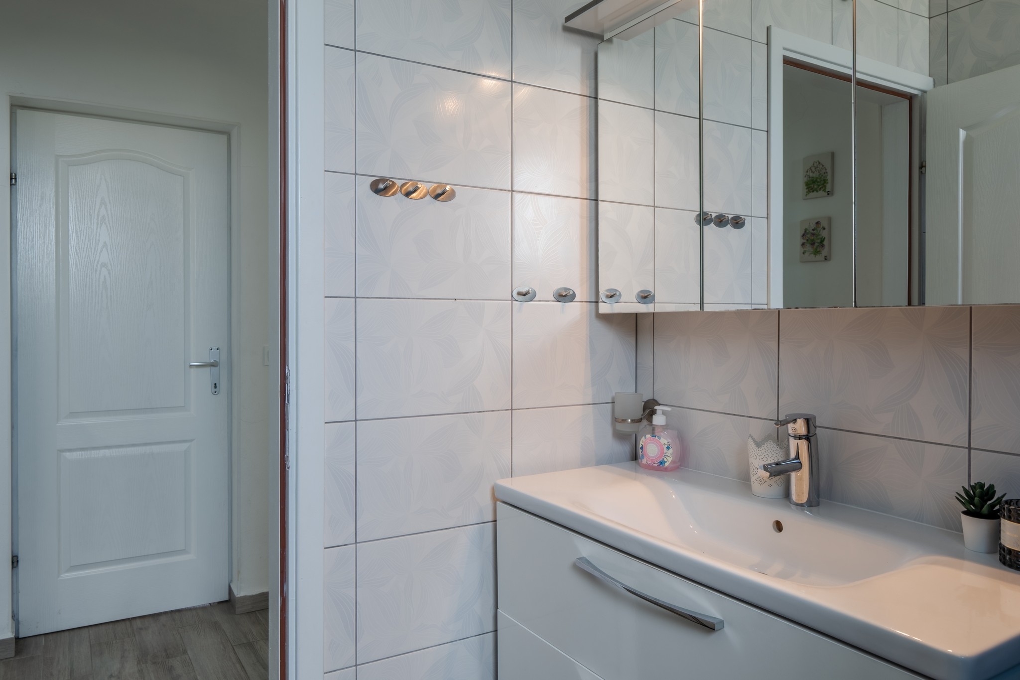 Three bedroom apartment with terrace Vir  A-a