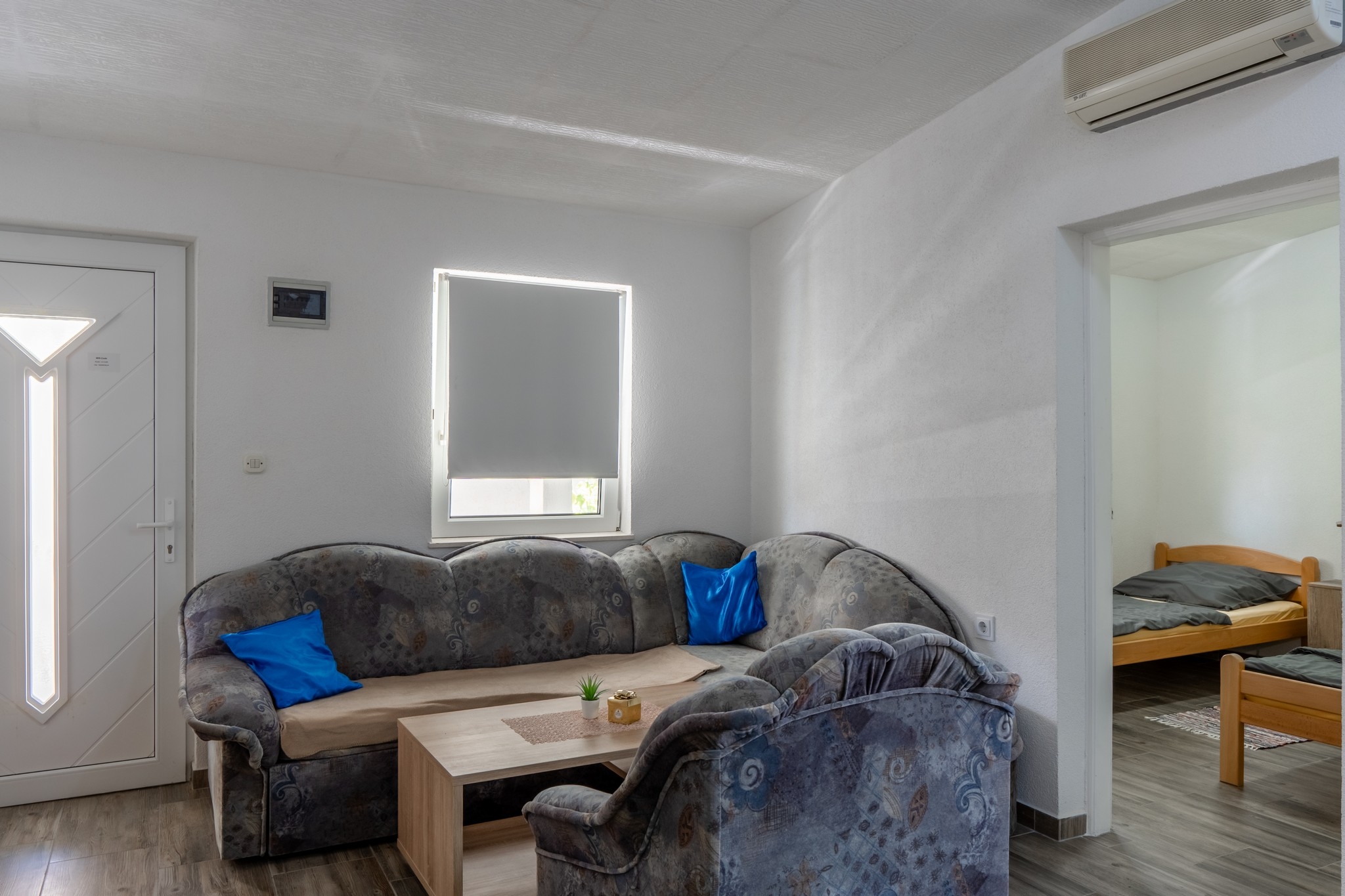 Two bedroom apartment with balcony Vir (A-23334-c)