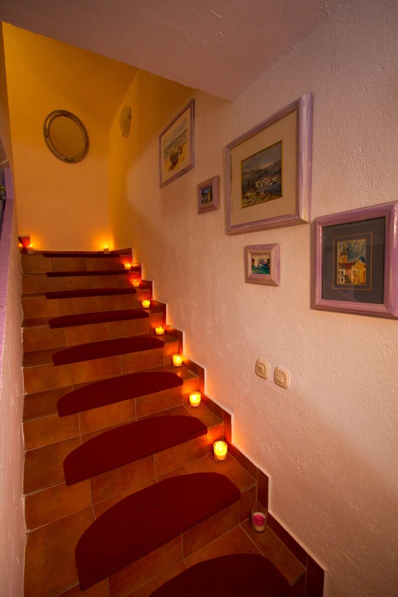 Three bedroom house with terrace Veli Brig, Brač  K
