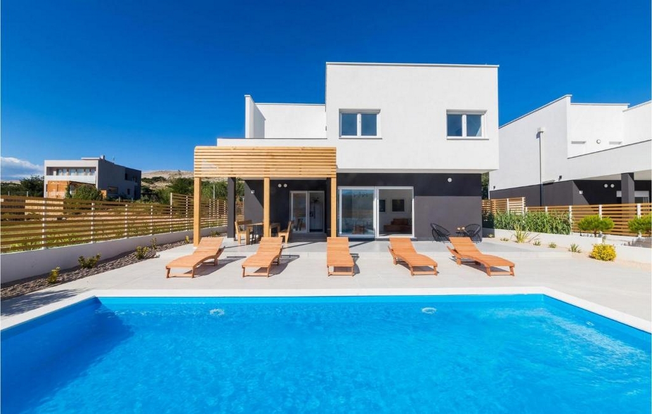 Four-bedroom house with terrace and sea view Pag (K-23342) Four-bedroom house with terrace and sea view Pag (K-23342)