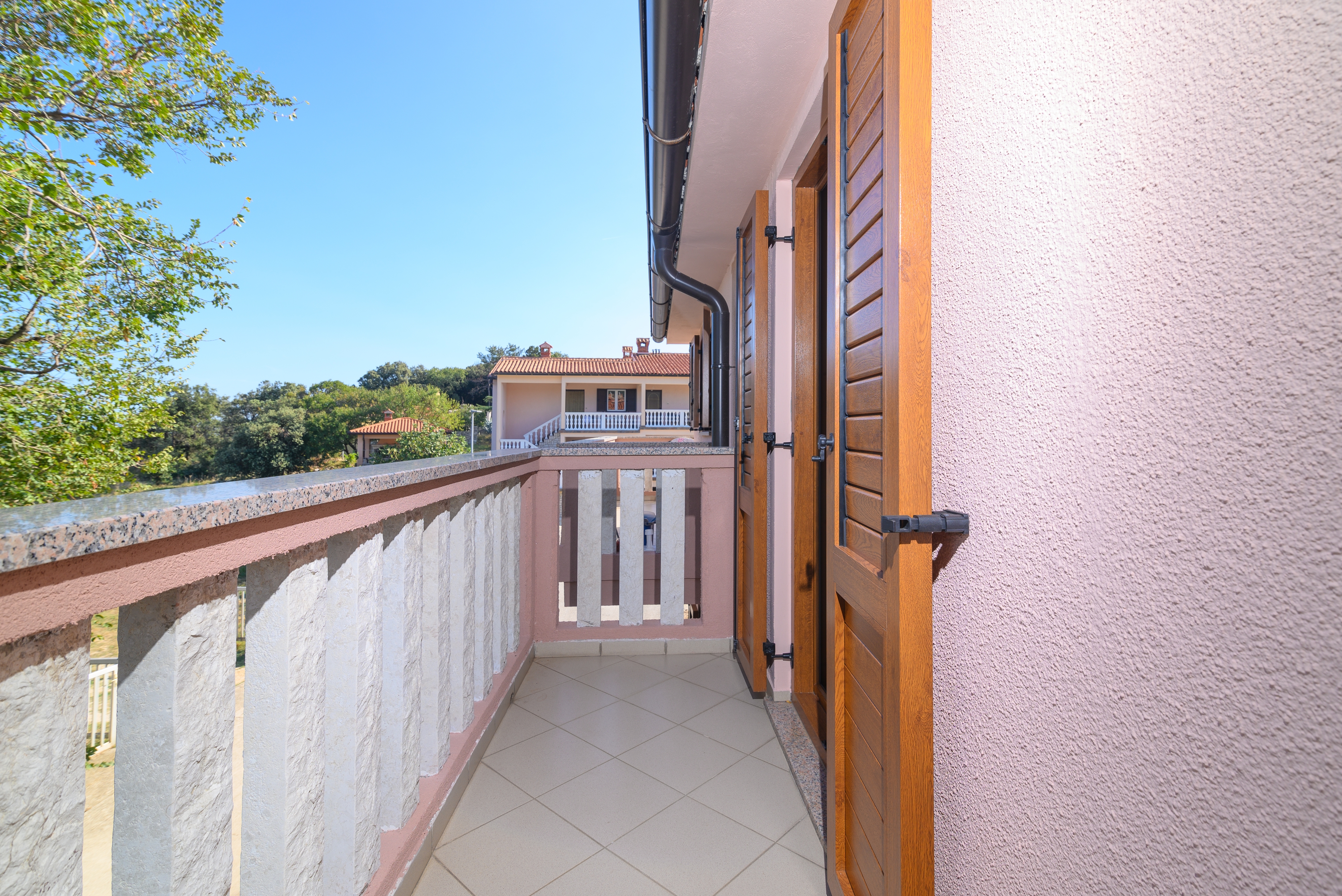 One bedroom apartment with terrace and sea view Duga Luka (Prtlog), Labin  A-c