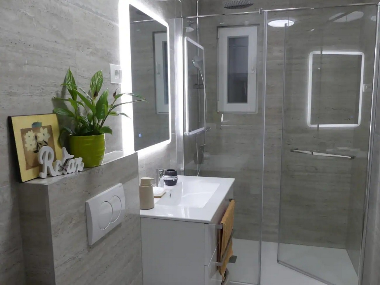 Two bedroom apartment with terrace Split  A-a