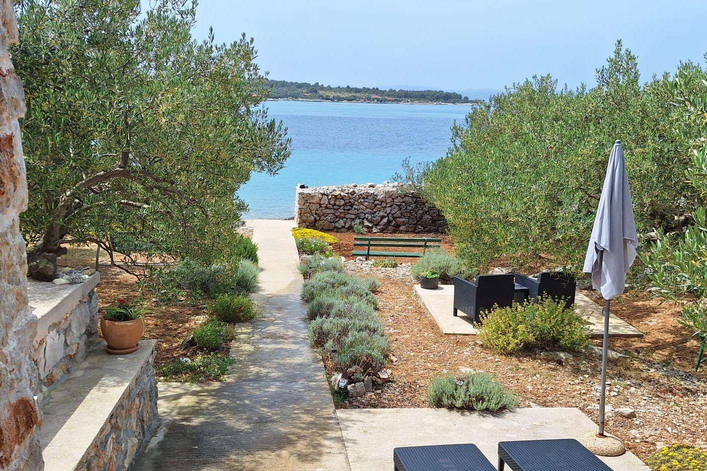 Two bedroom house near beach Cove Druce, Pašman  K