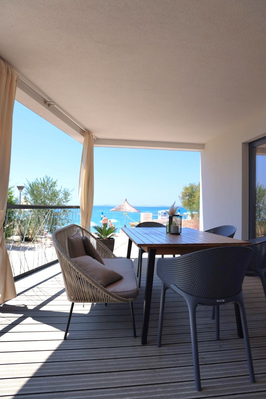 Two bedroom apartment near beach Pakoštane, Biograd  A-a