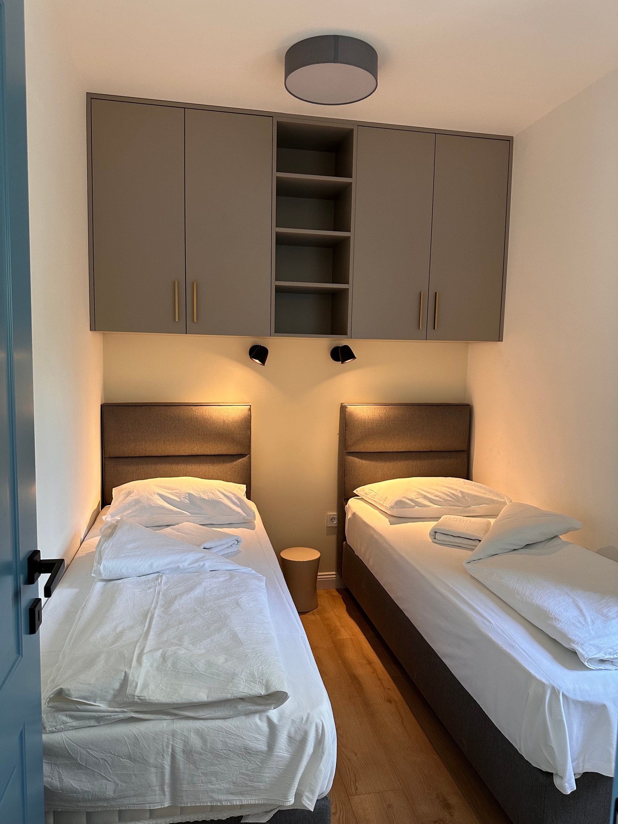 Two bedroom apartment near beach Pakoštane, Biograd  A-c