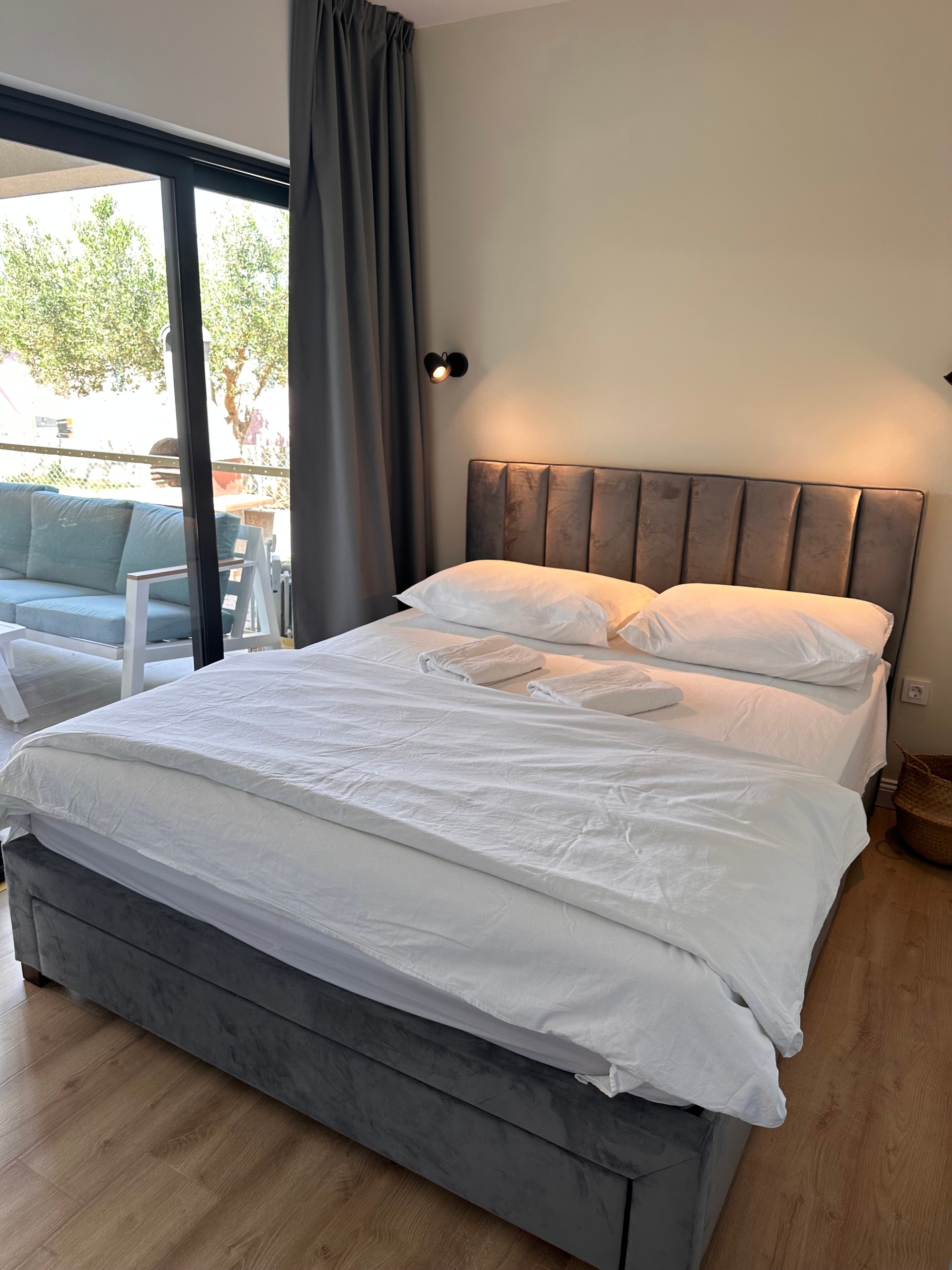 Two bedroom apartment near beach Pakoštane, Biograd  A-c