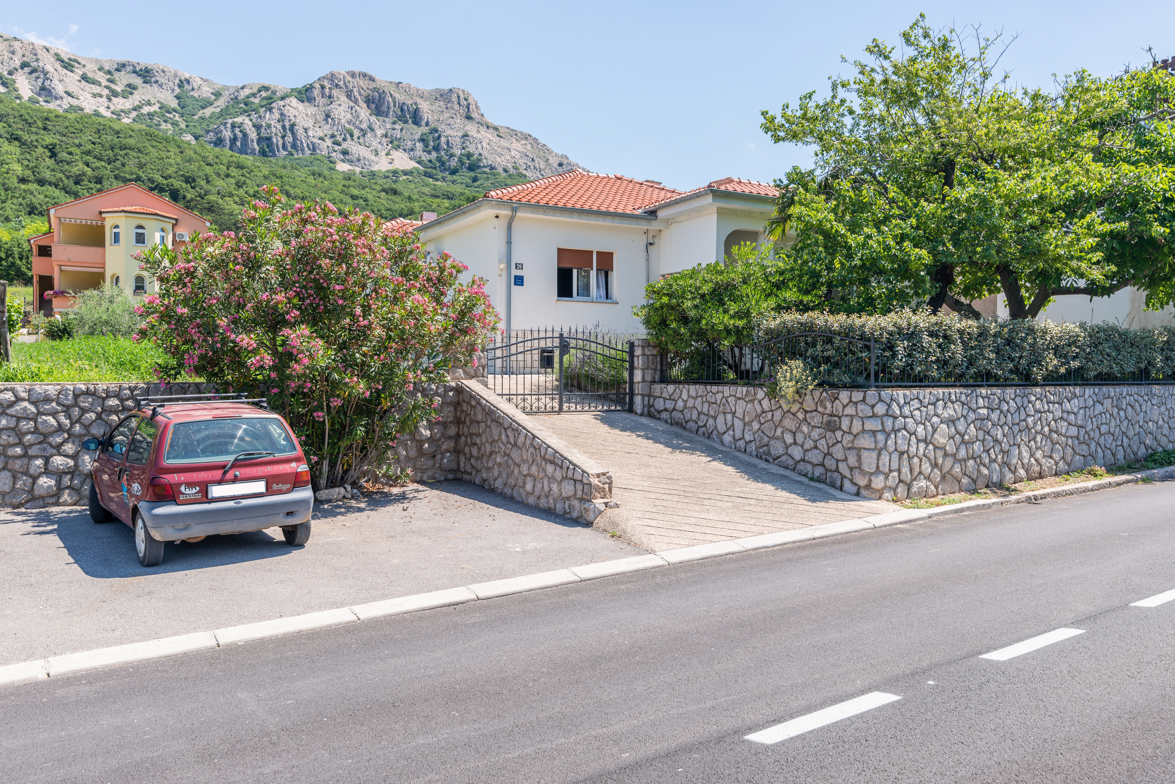 One bedroom apartment with terrace Jurandvor, Krk  A-a