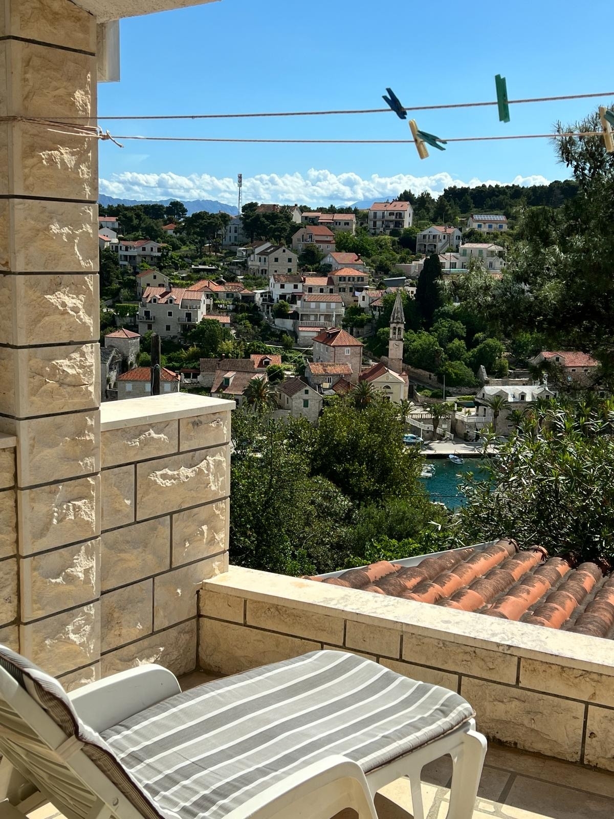 Two bedroom apartment with terrace and sea view Splitska, Brač  A-a