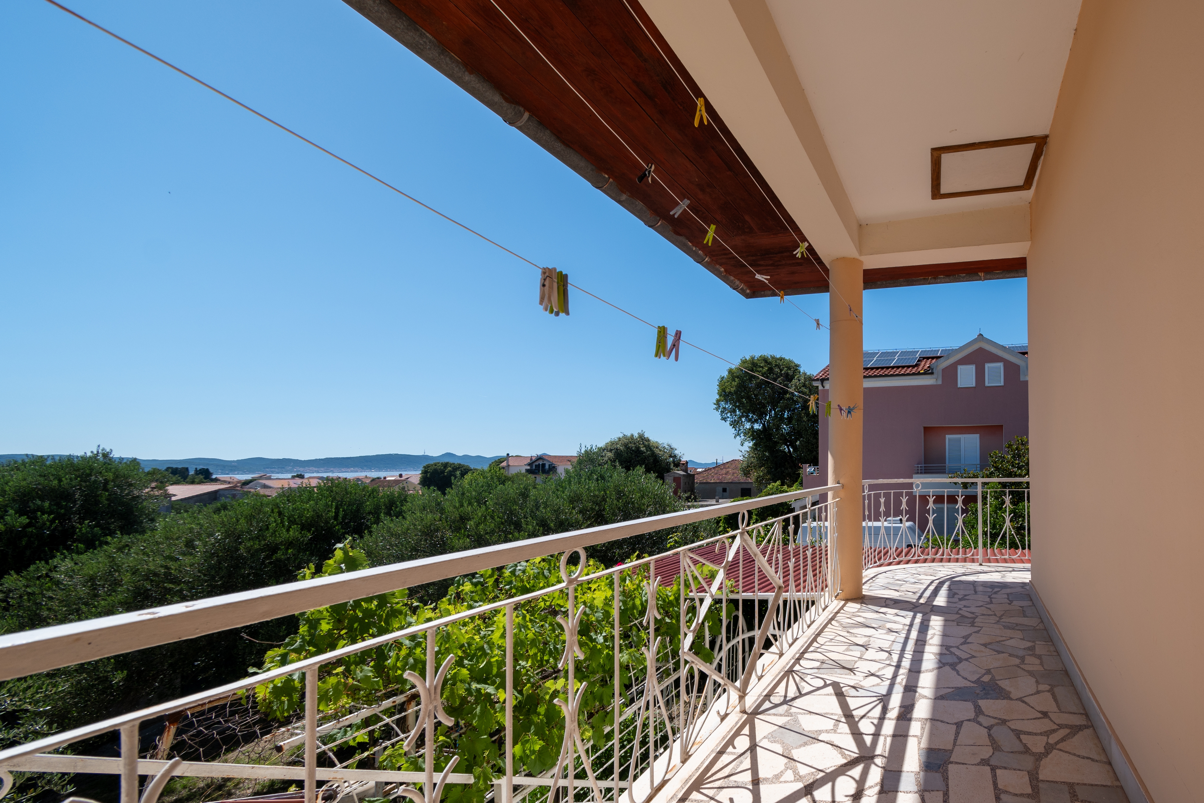 Three bedroom apartment with terrace and sea view Bibinje, Zadar  A-a
