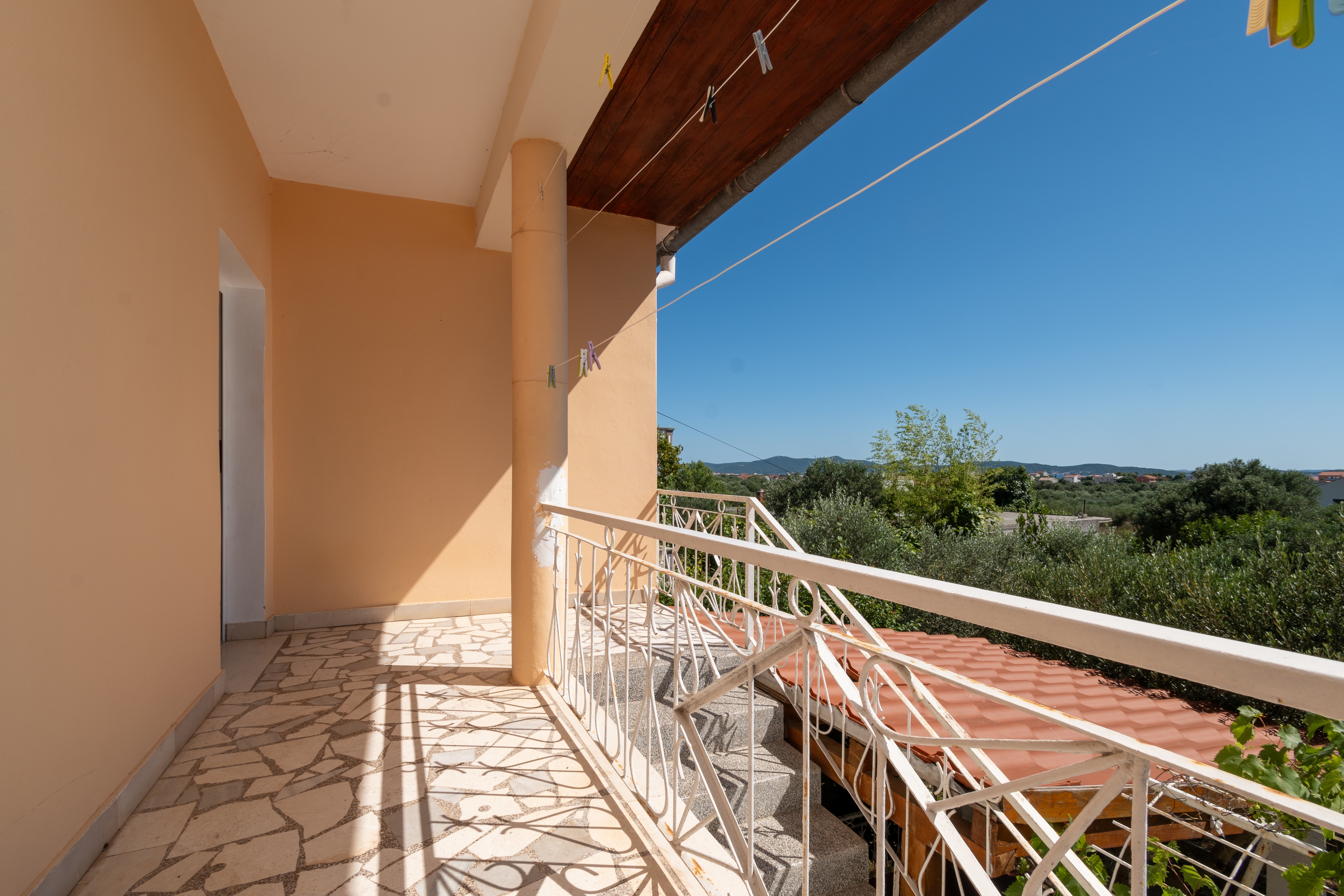 Three bedroom apartment with terrace and sea view Bibinje, Zadar  A-a